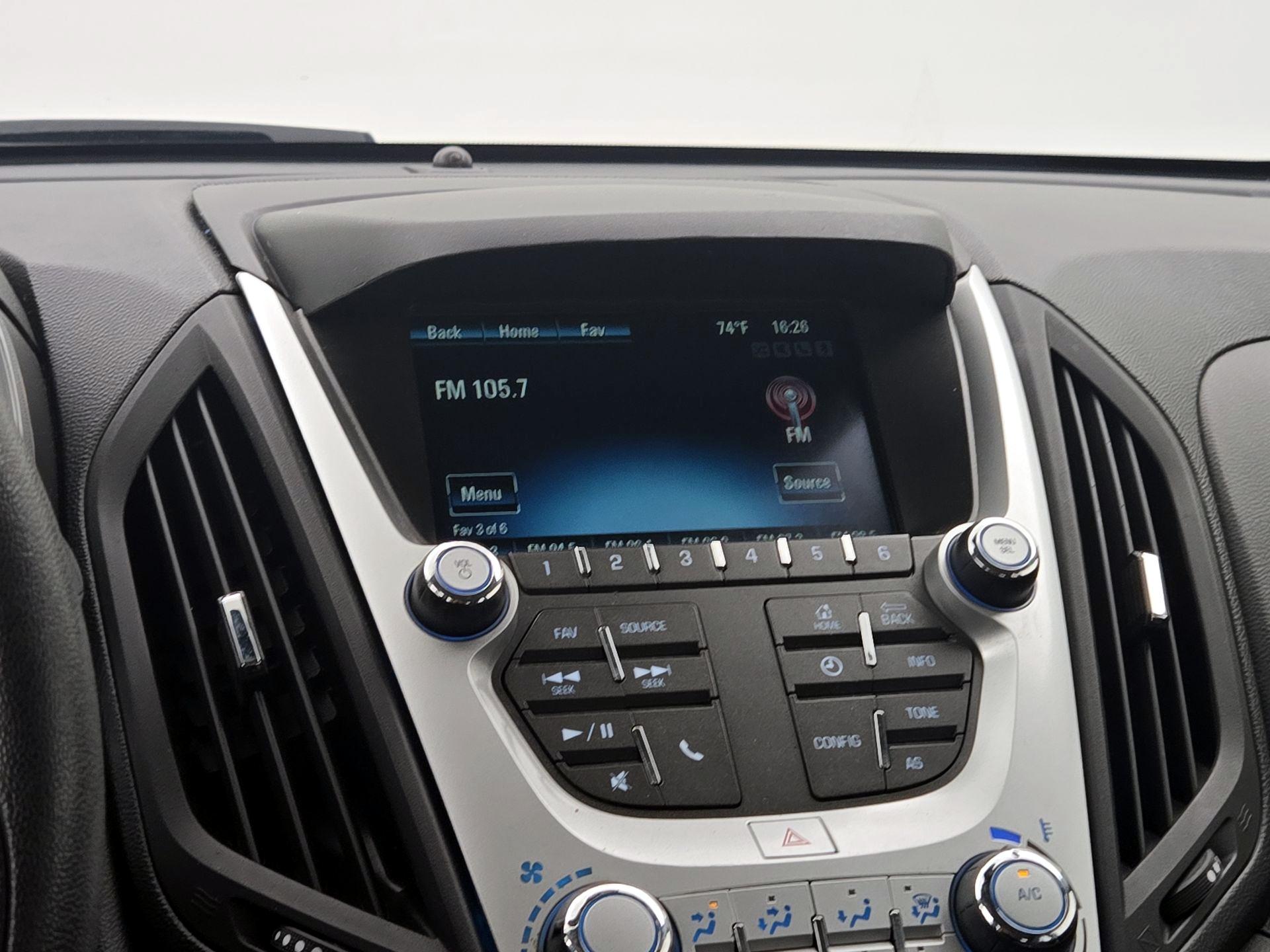 Thumbnail: 2017 Chevrolet Equinox - 14