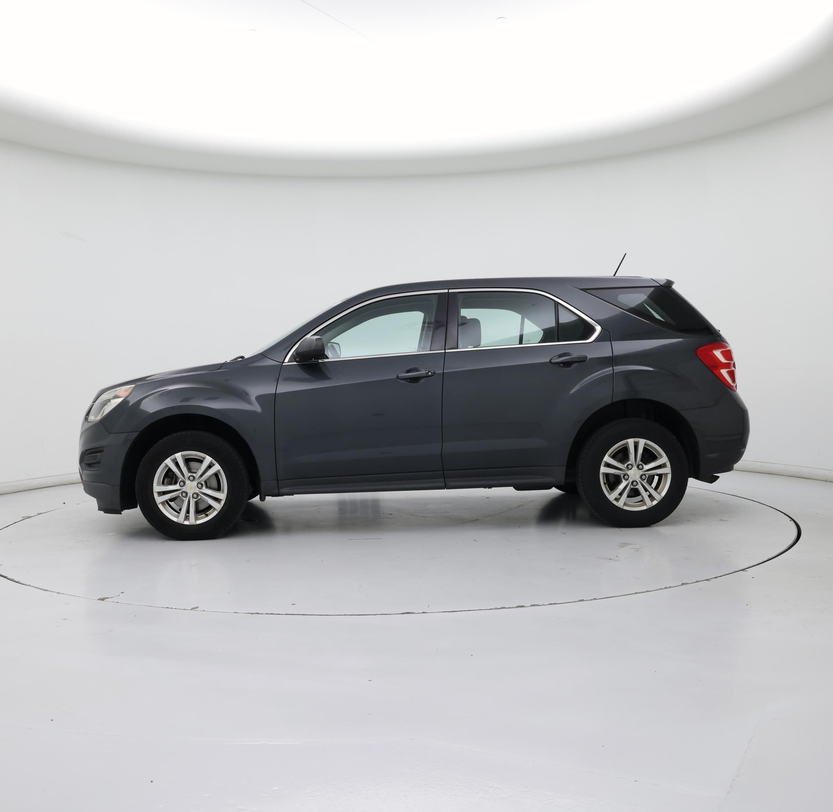 Thumbnail: 2017 Chevrolet Equinox - 3