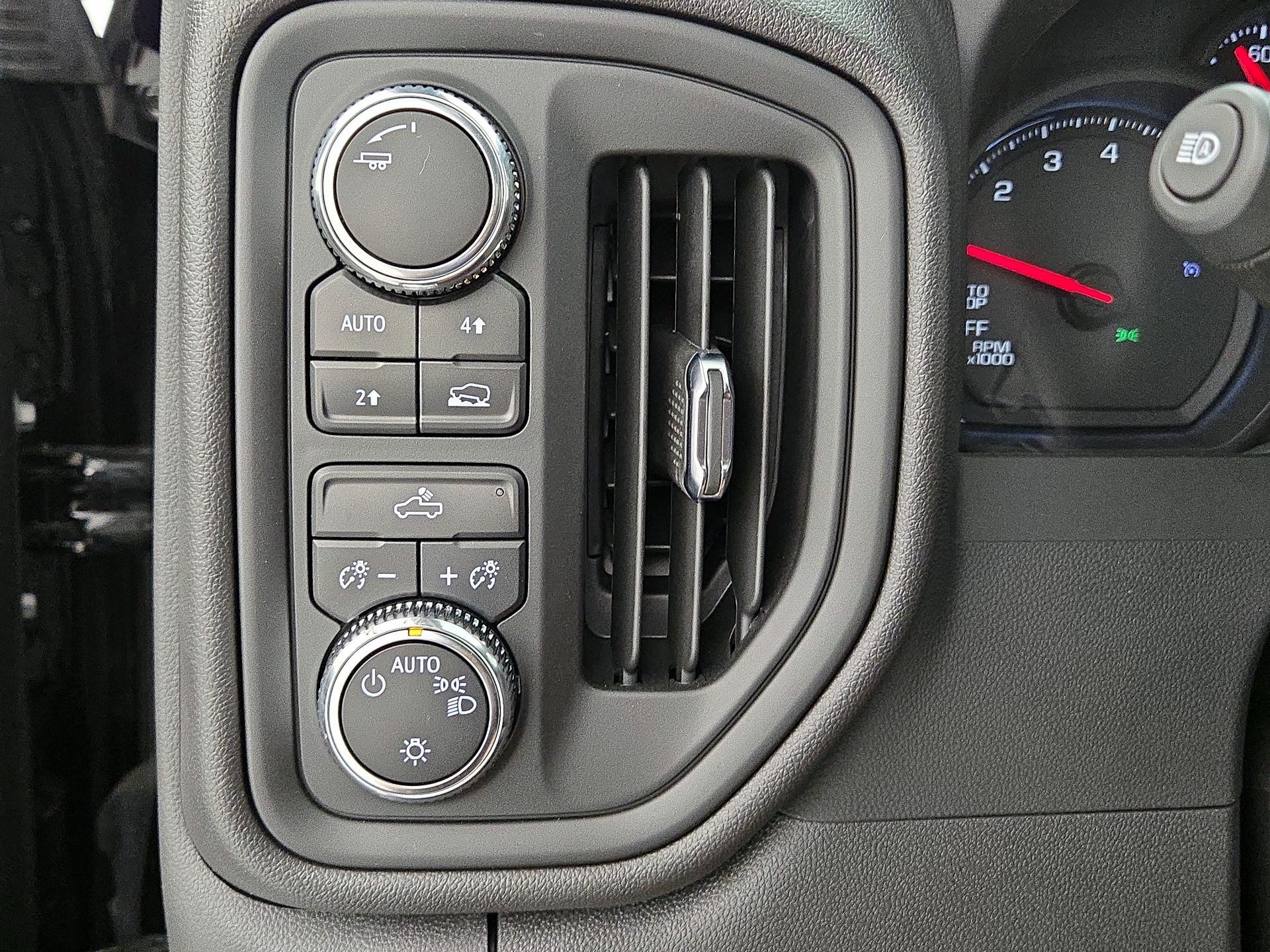 Thumbnail: 2024 GMC Sierra 1500 - 13