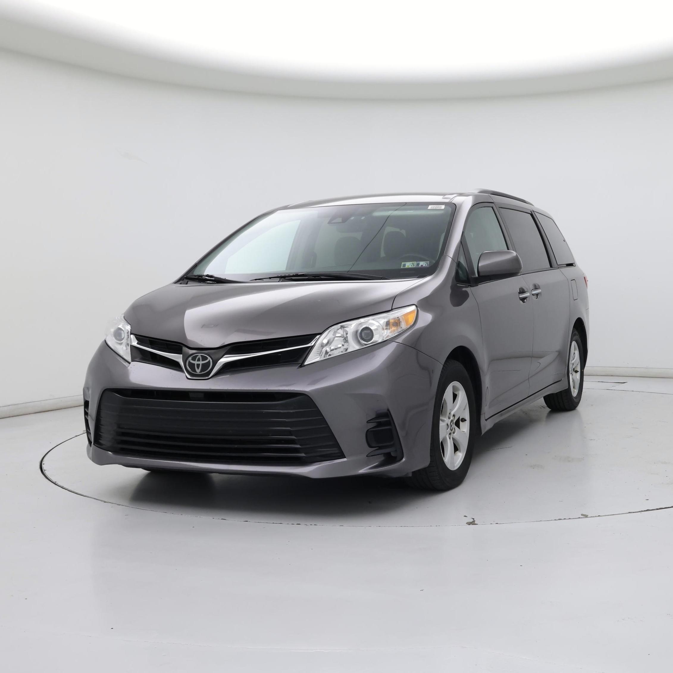 Thumbnail: 2019 Toyota Sienna - 4
