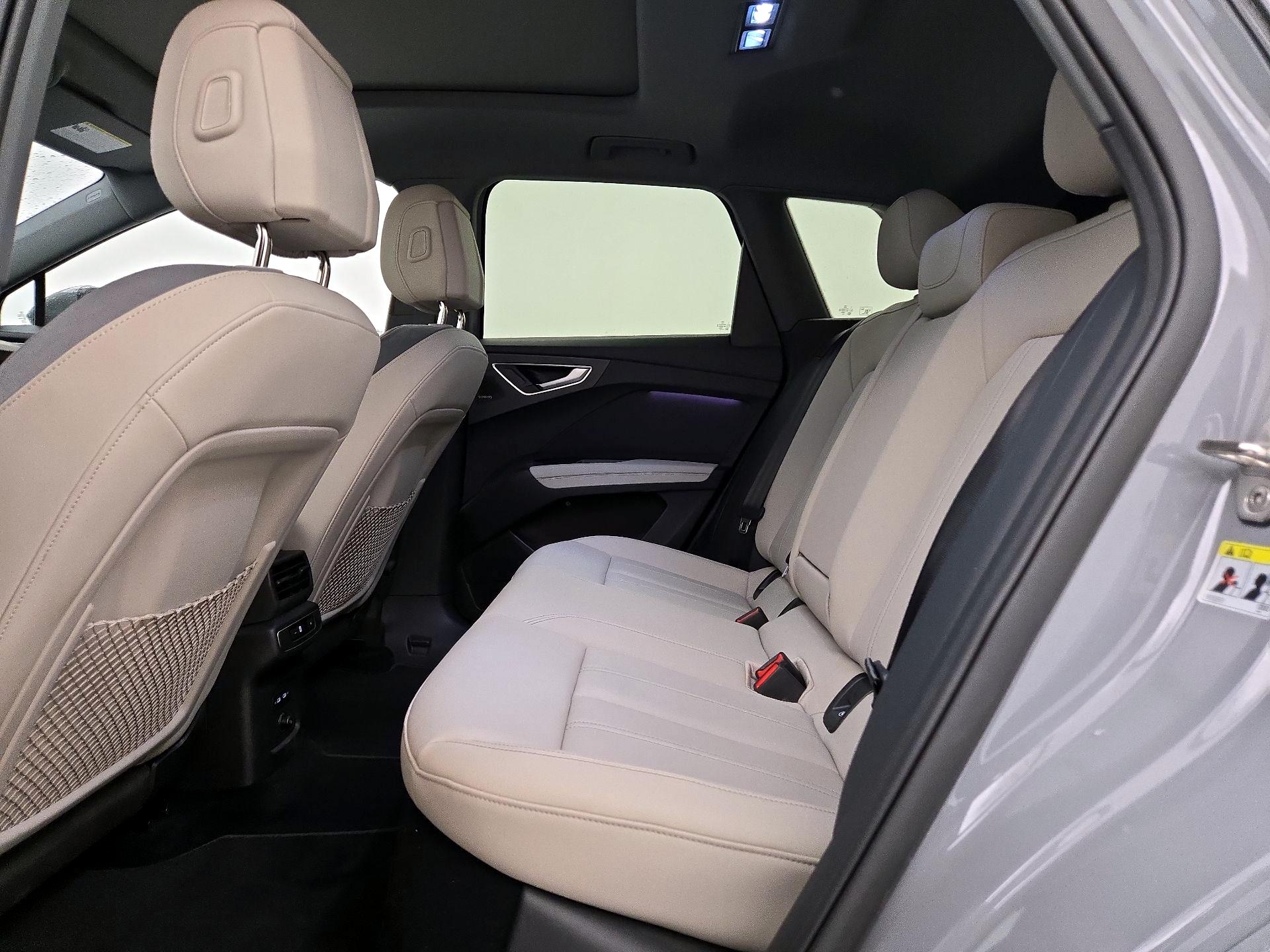 Thumbnail: 2024 Audi Q4 e-tron - 20