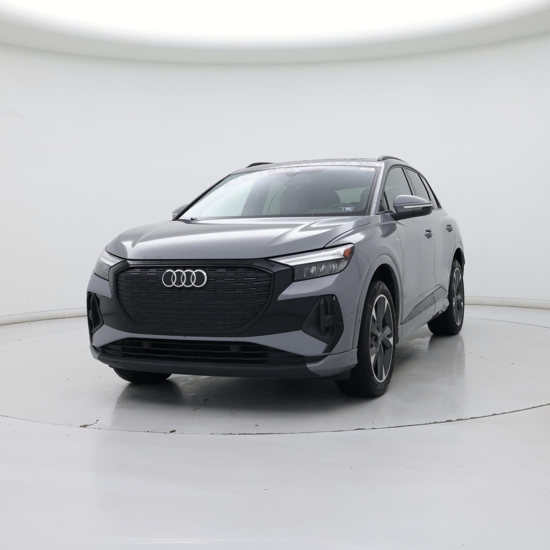 Thumbnail: 2024 Audi Q4 e-tron - 4