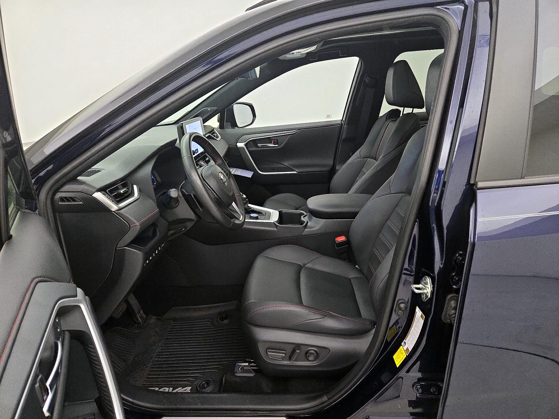 Thumbnail: 2023 Toyota RAV4 - 11