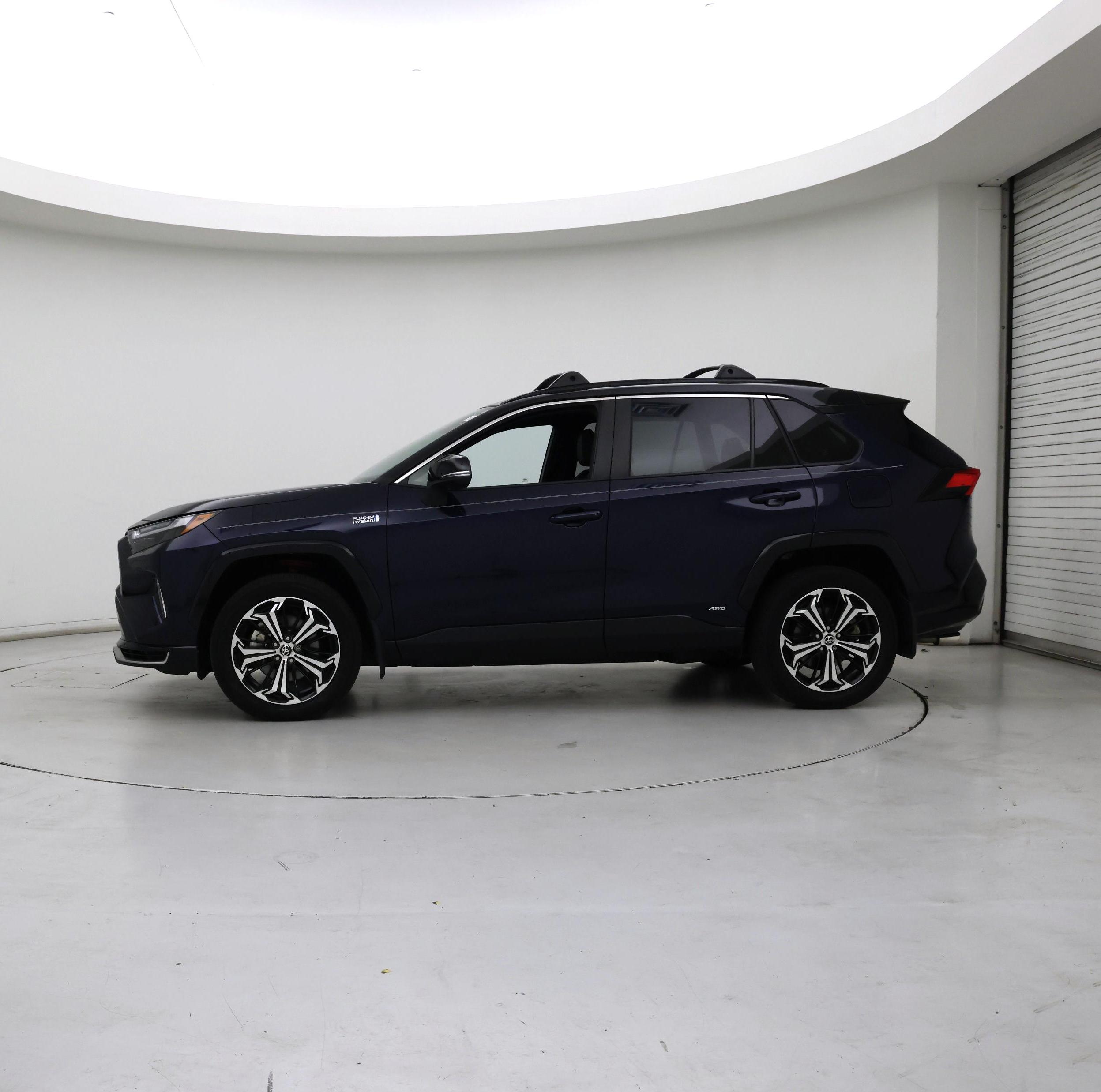 Thumbnail: 2023 Toyota RAV4 - 3