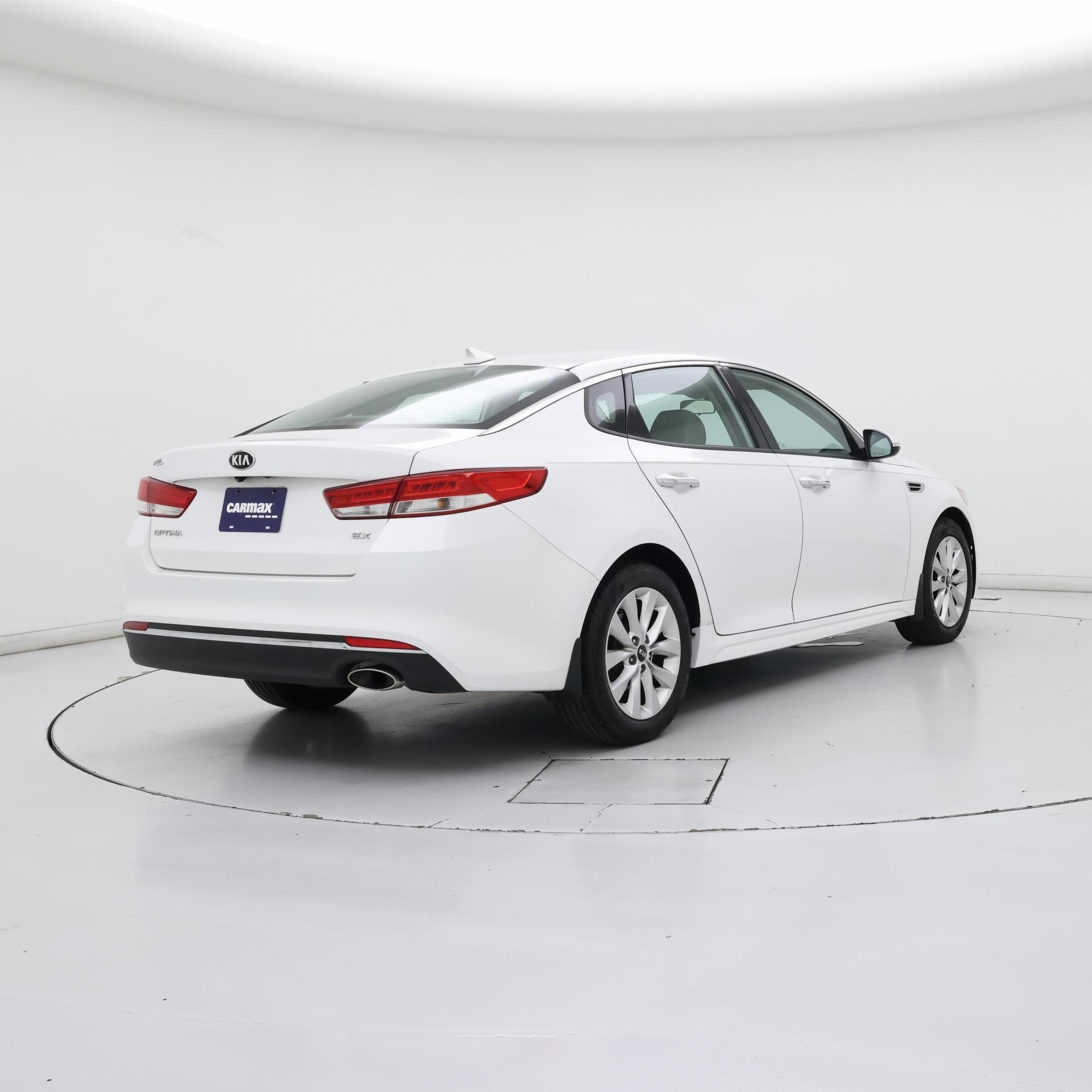 Thumbnail: 2016 Kia Optima - 8