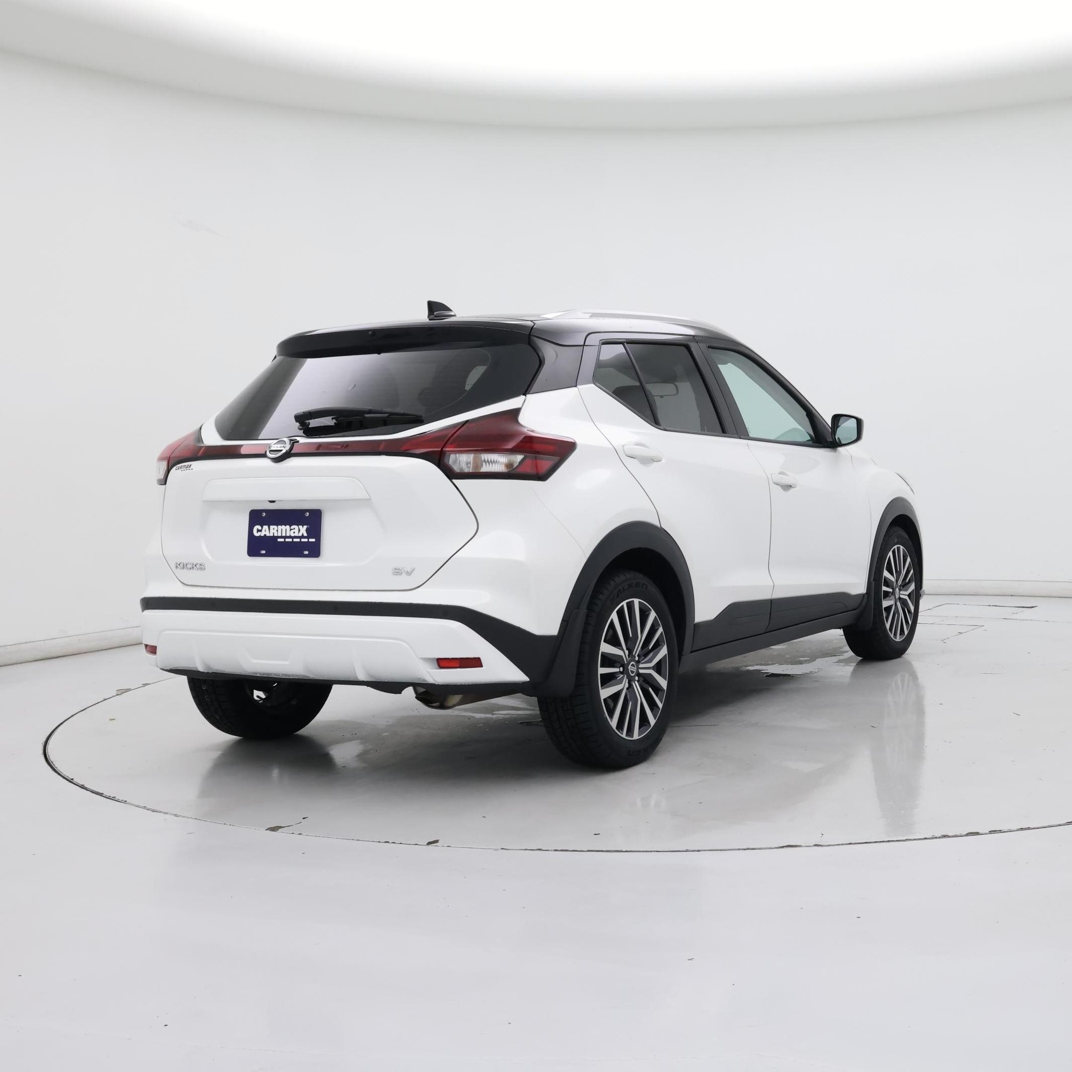 Thumbnail: 2021 Nissan Kicks - 8