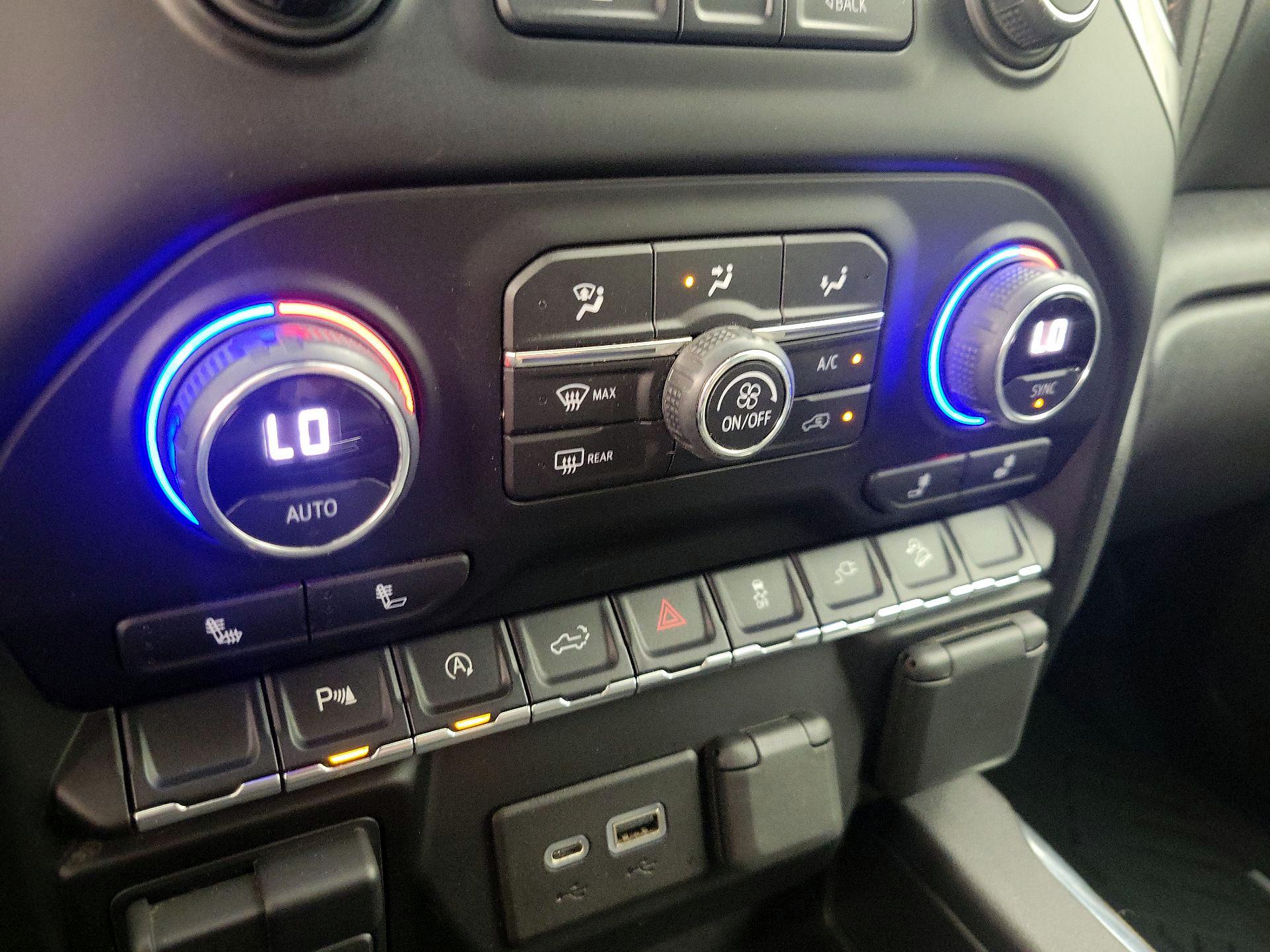 Thumbnail: 2021 Chevrolet Silverado 1500 - 16