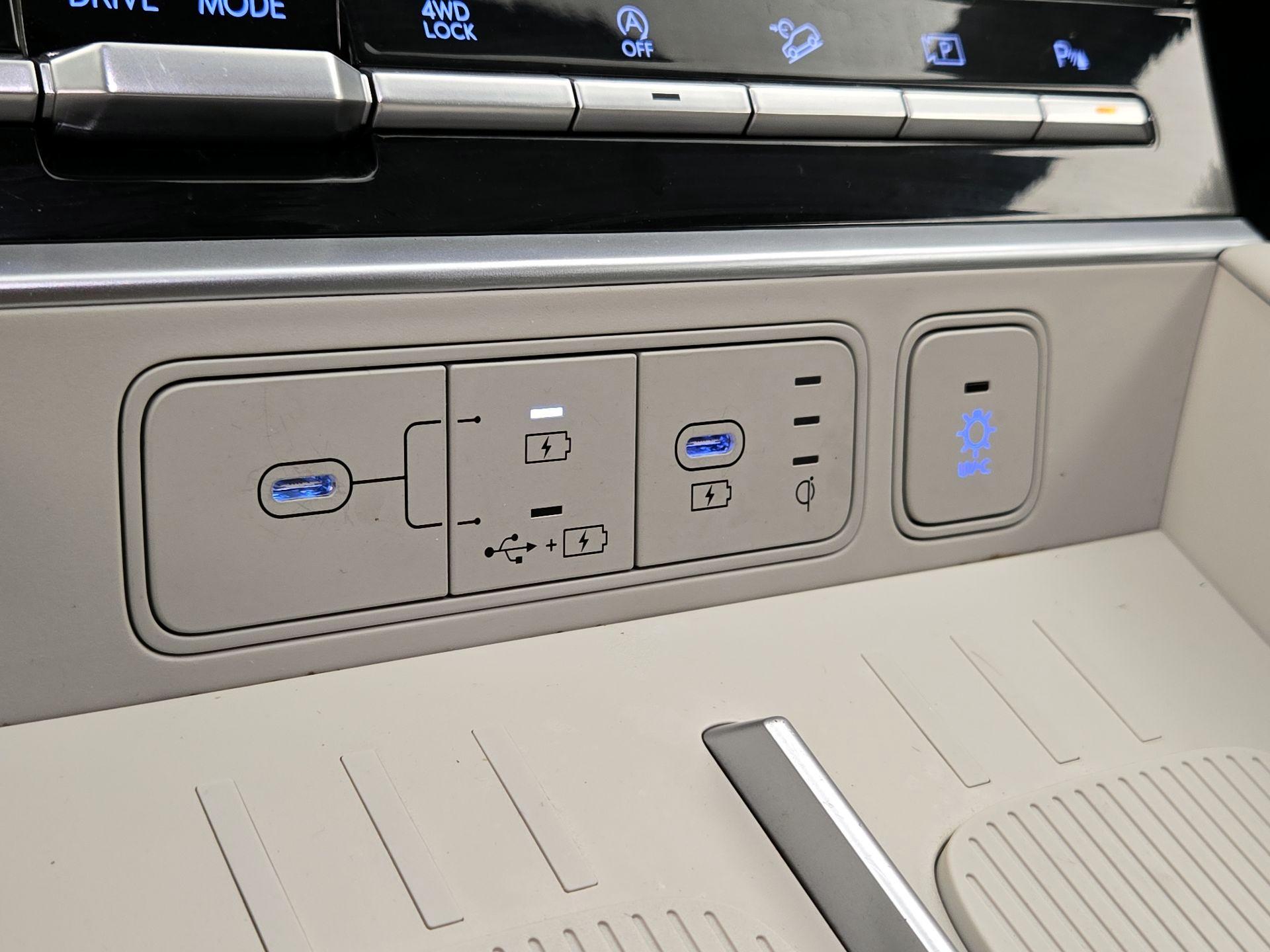 Thumbnail: 2024 Hyundai Santa Fe - 18