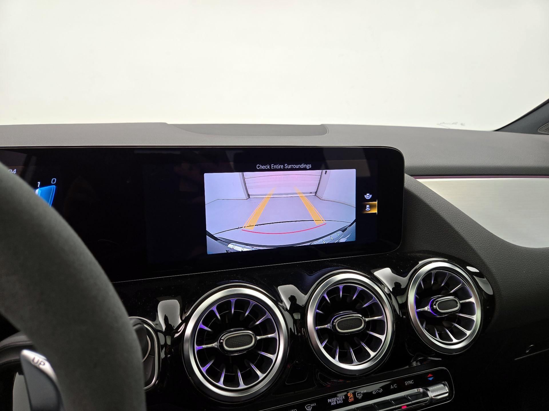 Thumbnail: 2023 Mercedes-Benz GLA - 15
