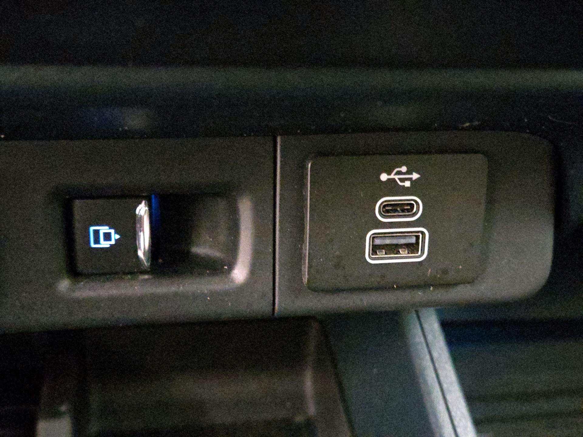 Thumbnail: 2025 Ford Maverick - 18