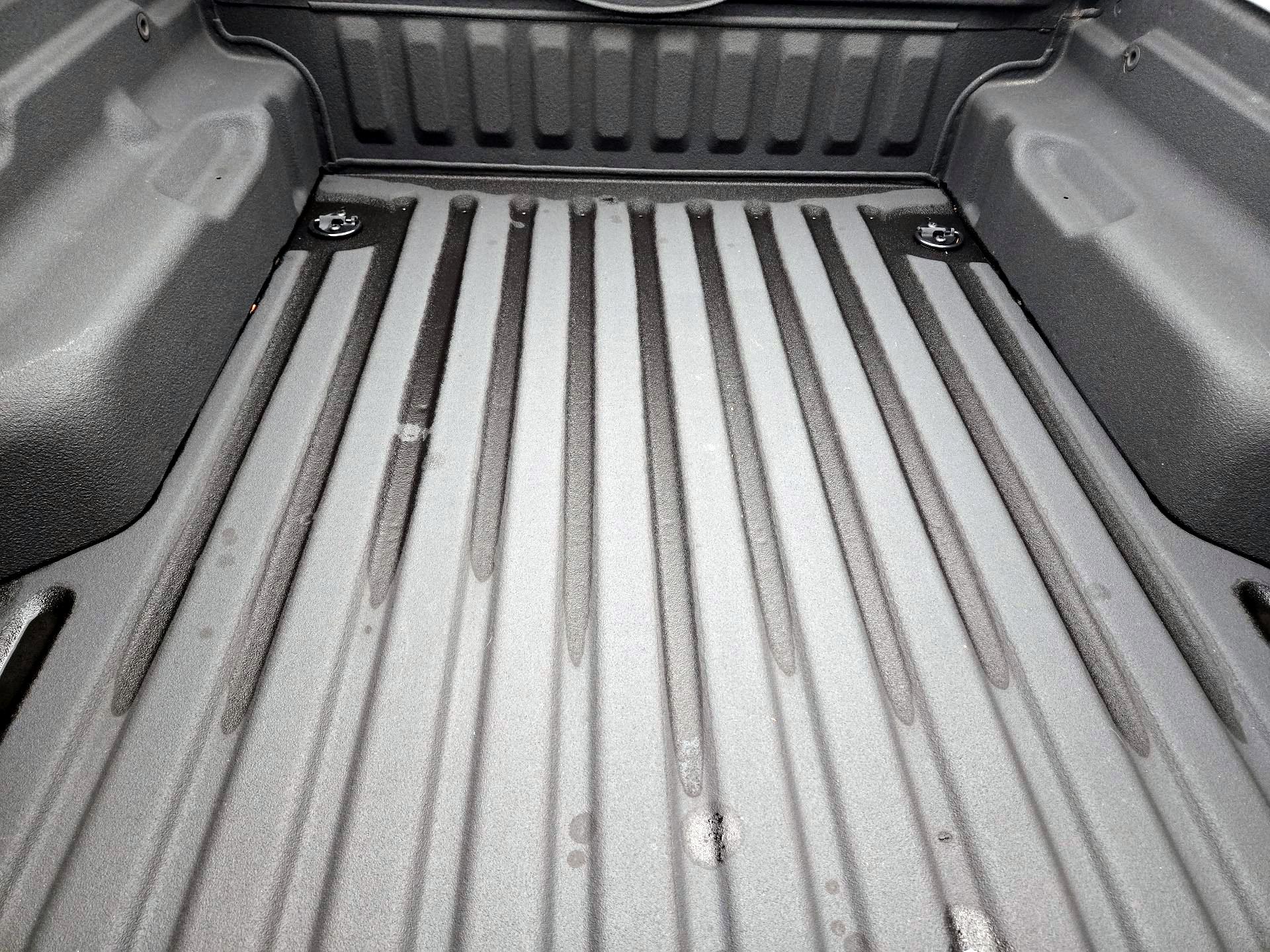 Thumbnail: 2025 Ford Maverick - 20