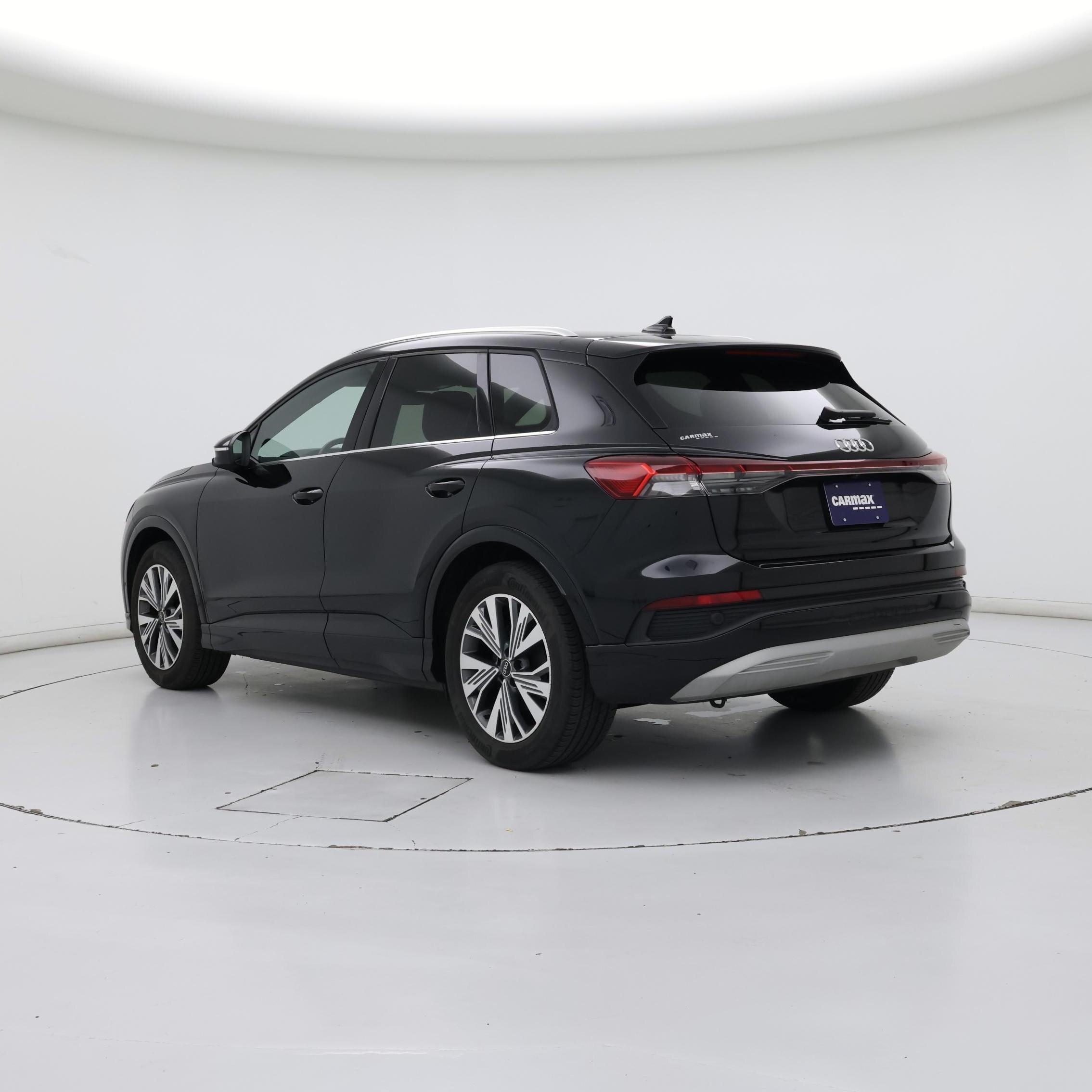 Thumbnail: 2023 Audi Q4 e-tron - 2
