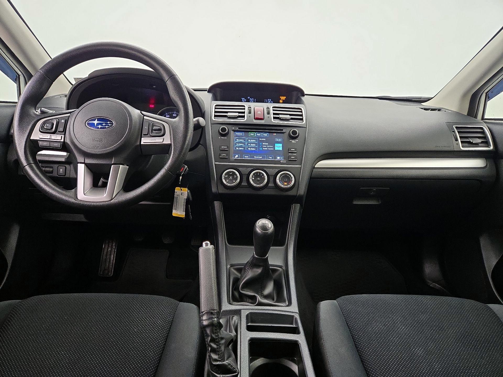 Thumbnail: 2017 Subaru Crosstrek - 9