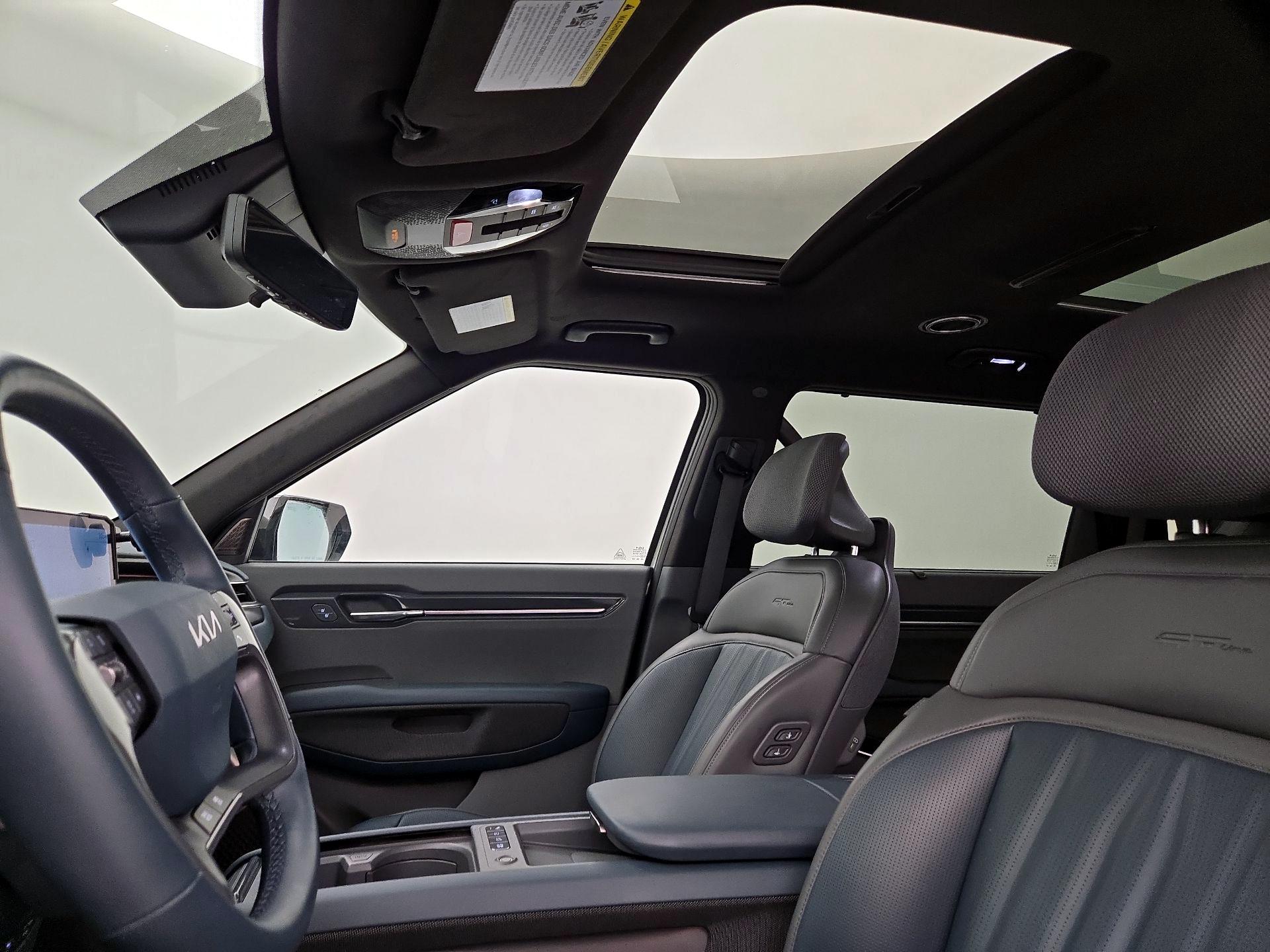 Thumbnail: 2024 Kia EV9 - 20
