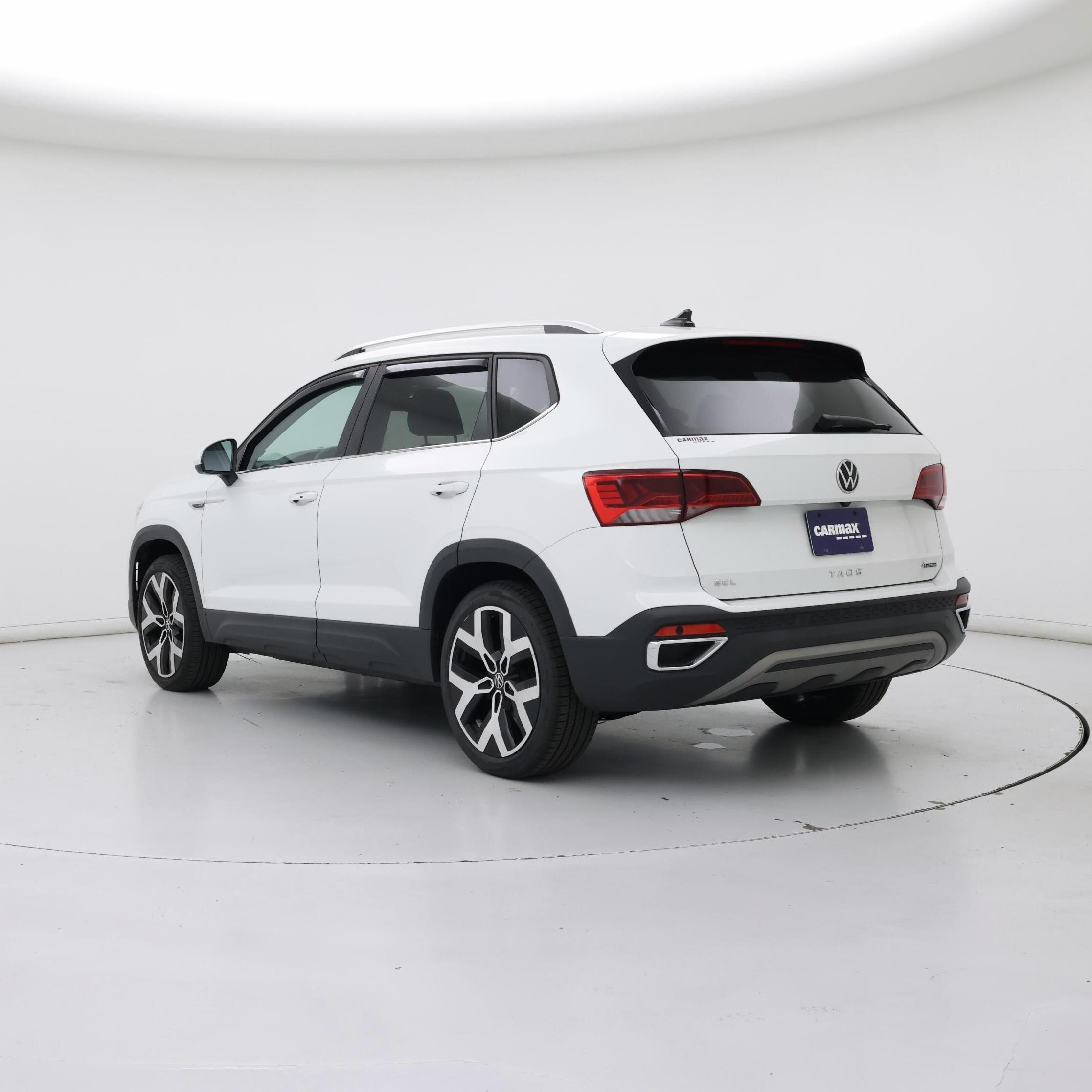 Thumbnail: 2022 Volkswagen Taos - 2