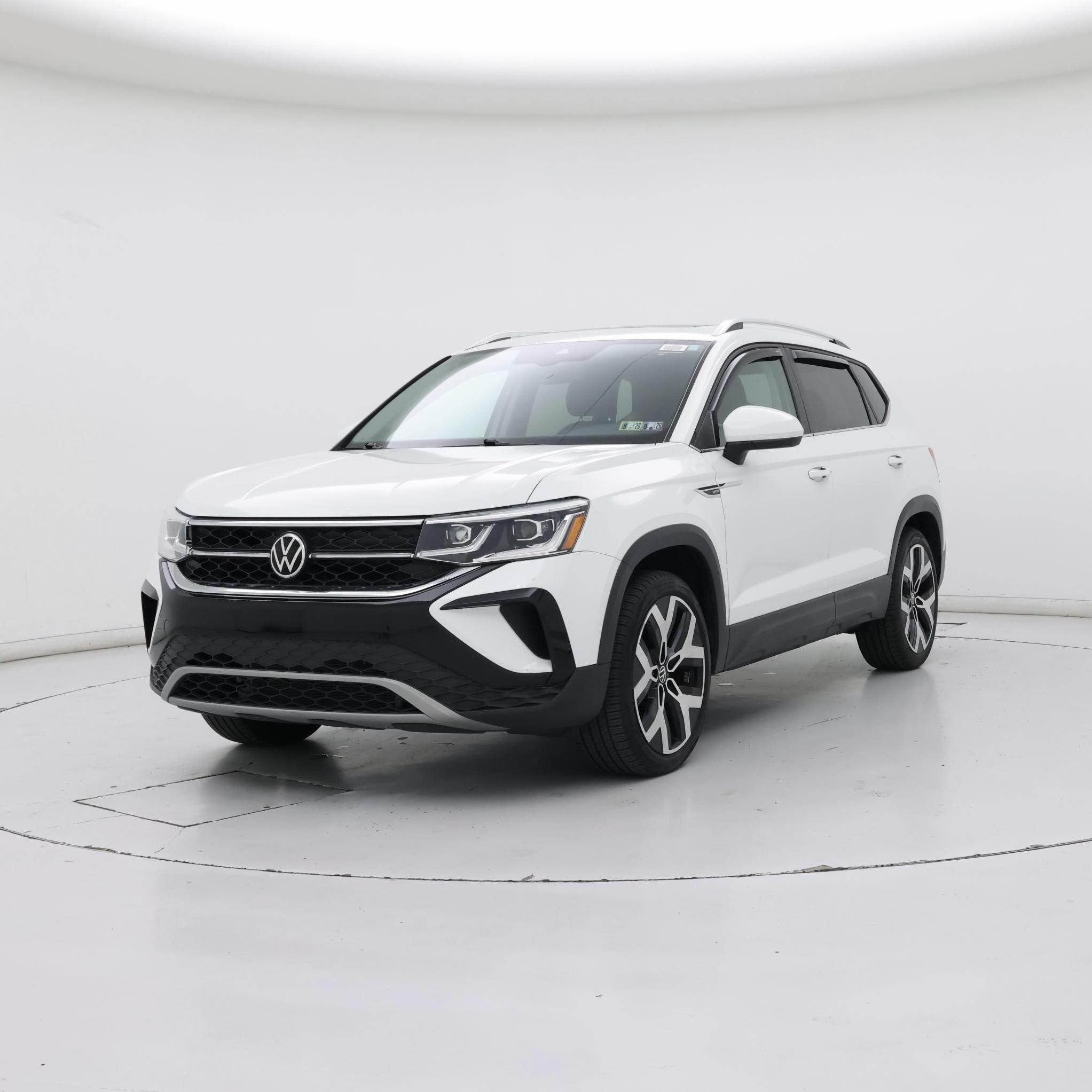 Thumbnail: 2022 Volkswagen Taos - 4