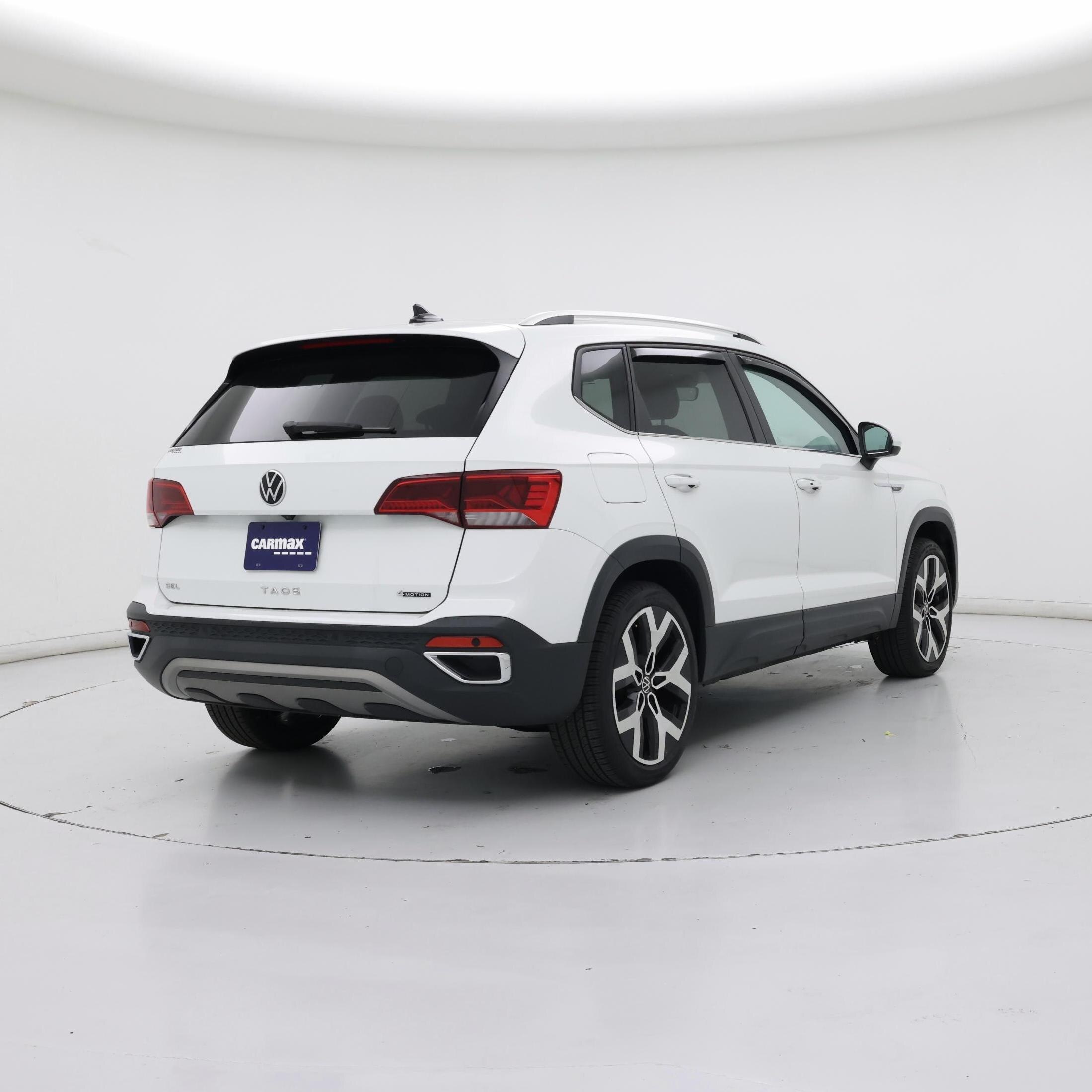 Thumbnail: 2022 Volkswagen Taos - 8