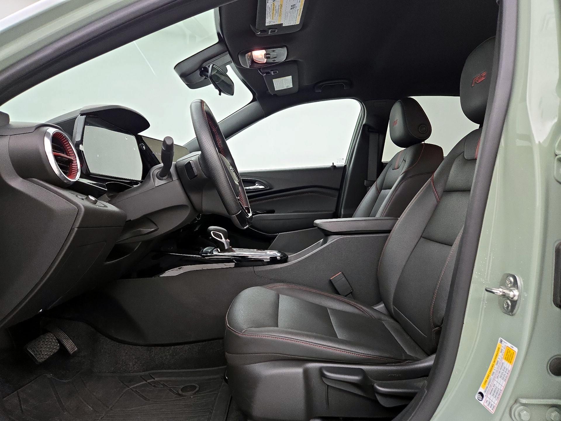 Thumbnail: 2024 Chevrolet Trax - 11