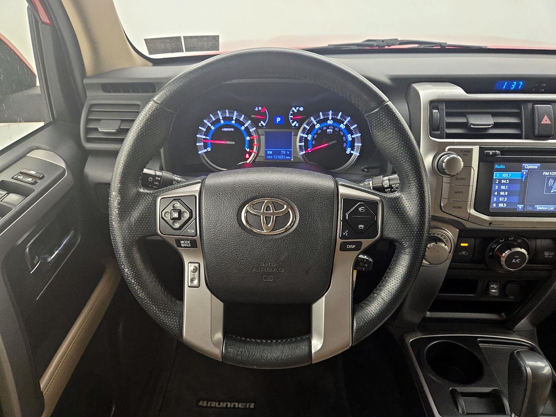 Thumbnail: 2015 Toyota 4Runner - 10