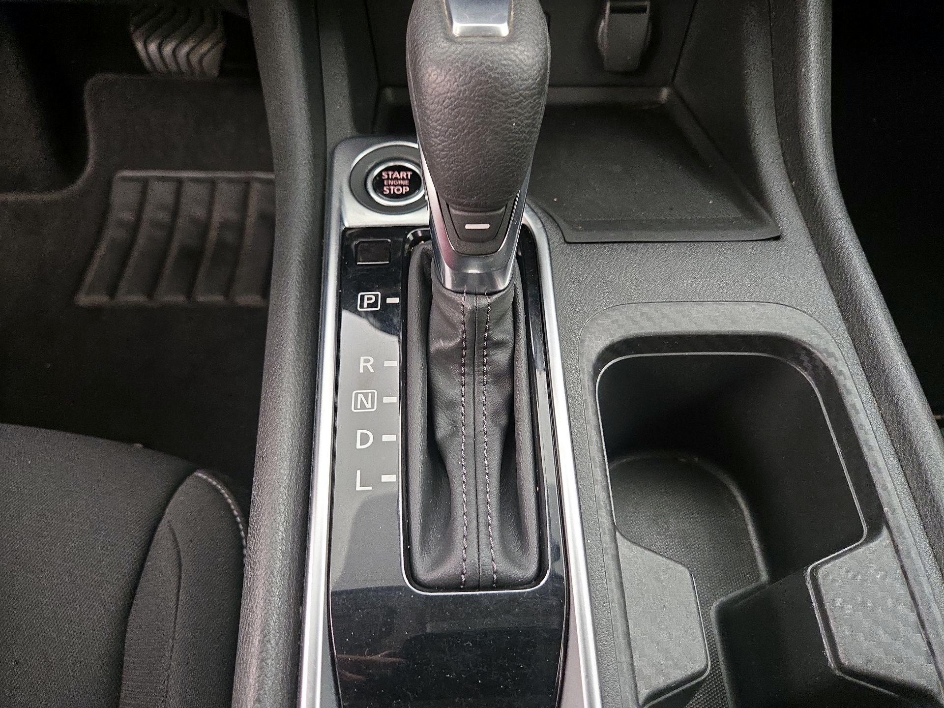 Thumbnail: 2022 Nissan Sentra - 17