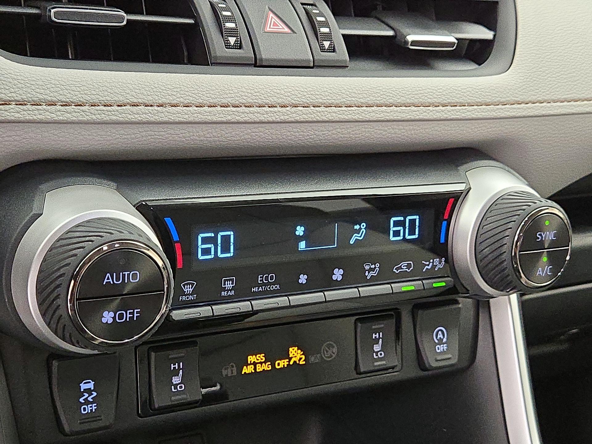 Thumbnail: 2025 Toyota RAV4 - 15