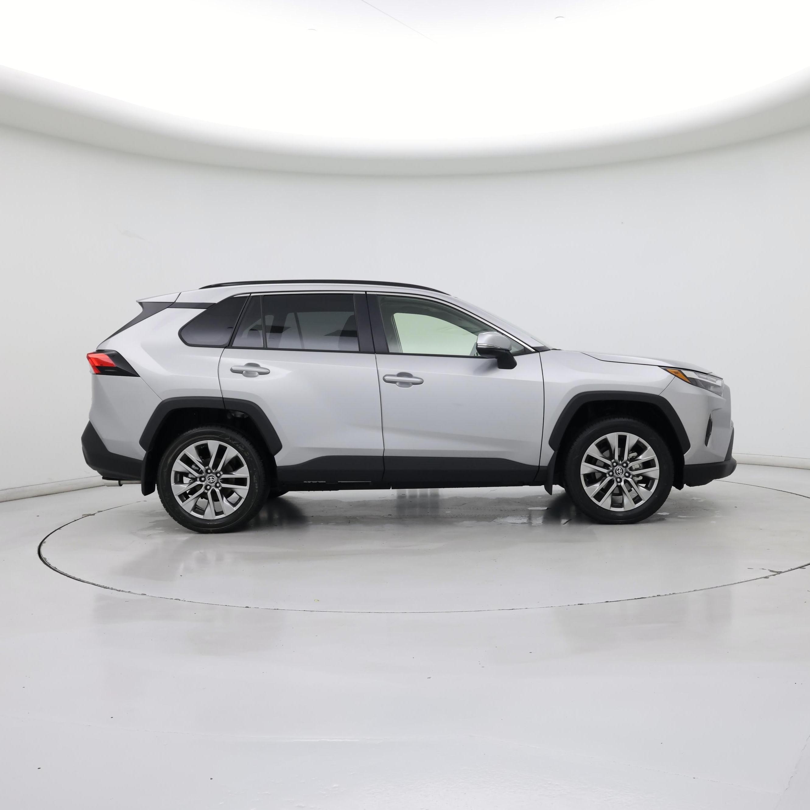 Thumbnail: 2025 Toyota RAV4 - 7
