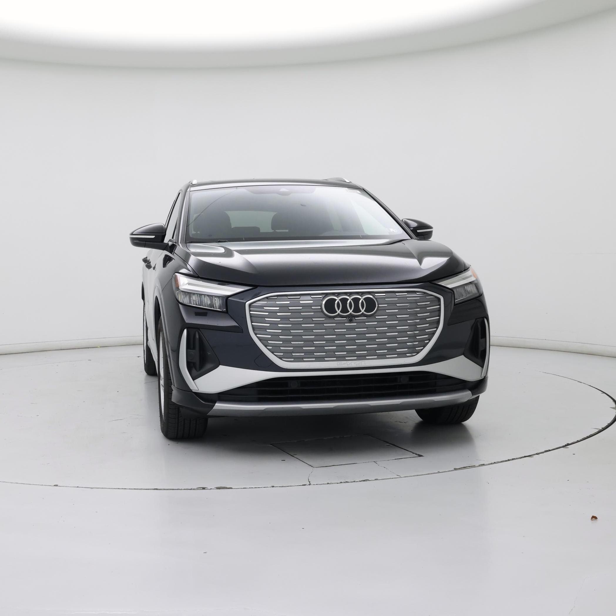 Thumbnail: 2023 Audi Q4 e-tron - 5