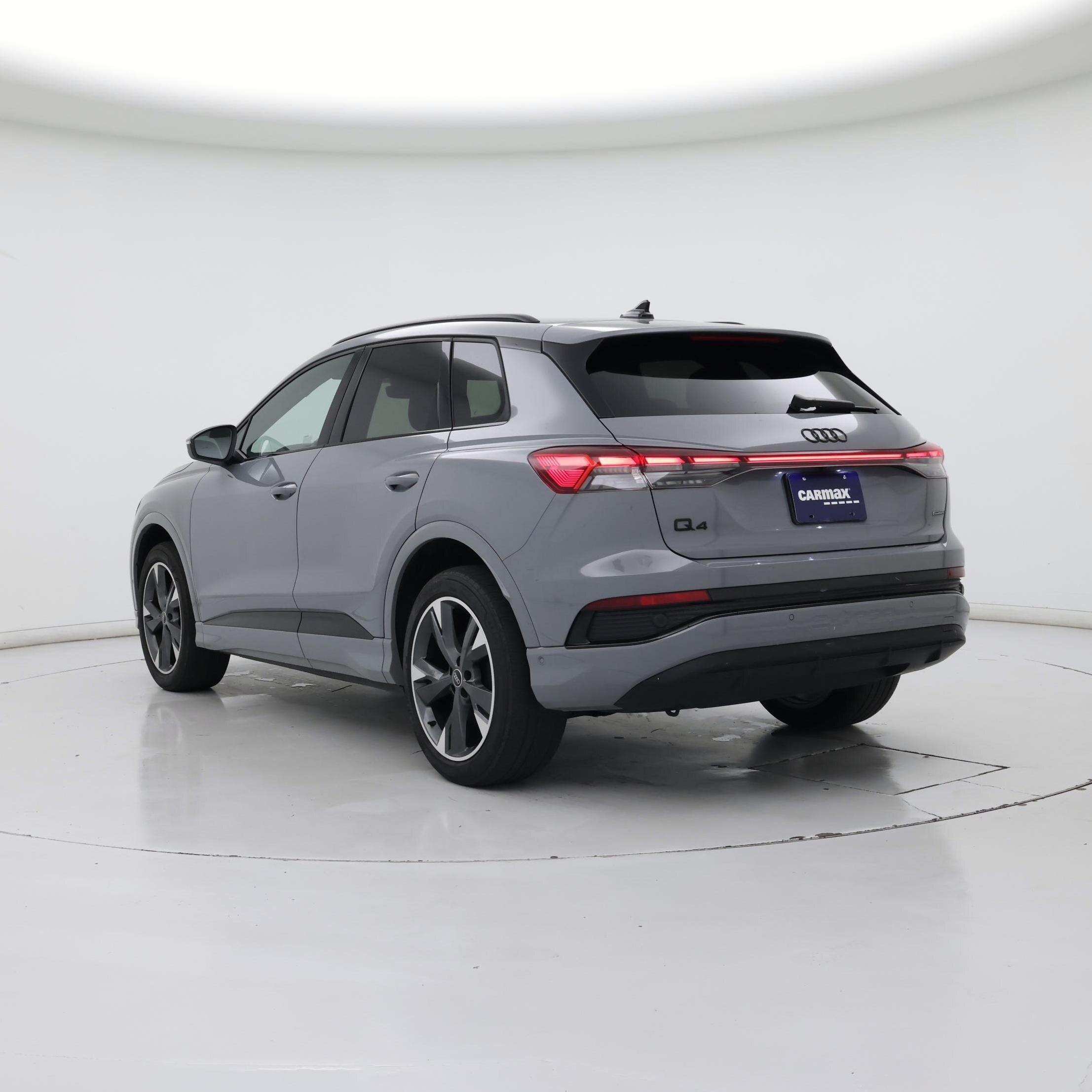 Thumbnail: 2023 Audi Q4 e-tron - 2