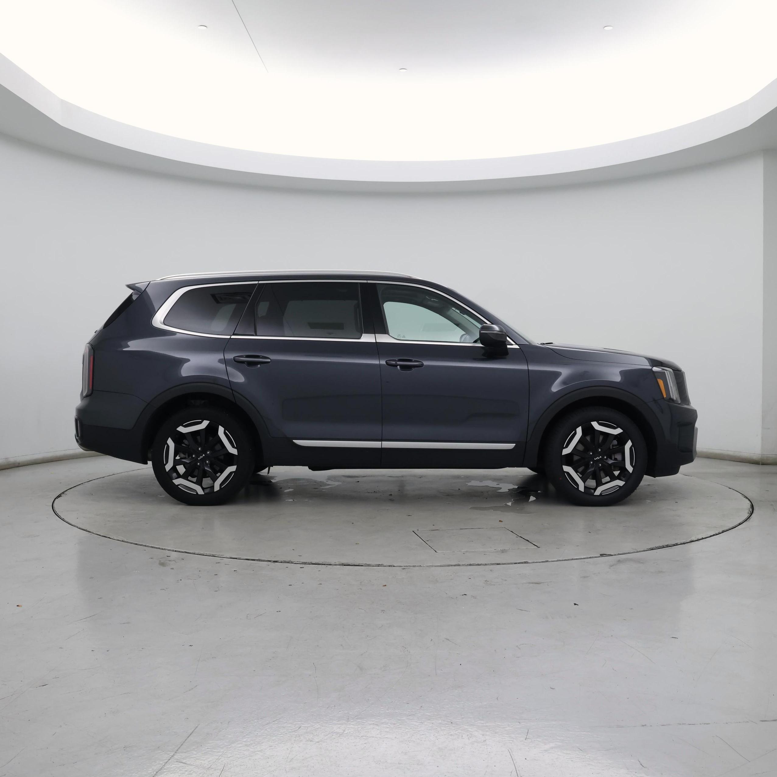 Thumbnail: 2023 Kia Telluride - 7