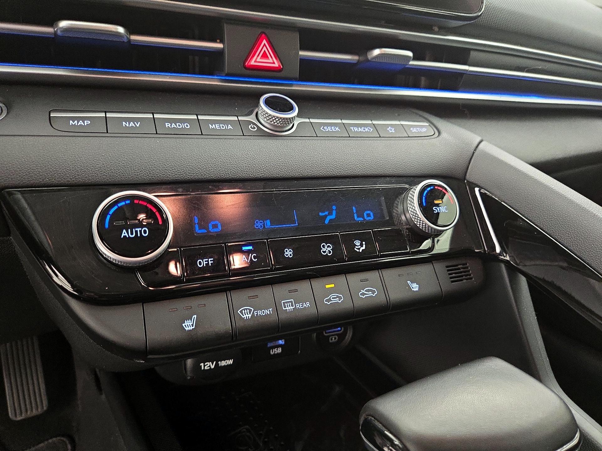 Thumbnail: 2021 Hyundai Elantra - 17