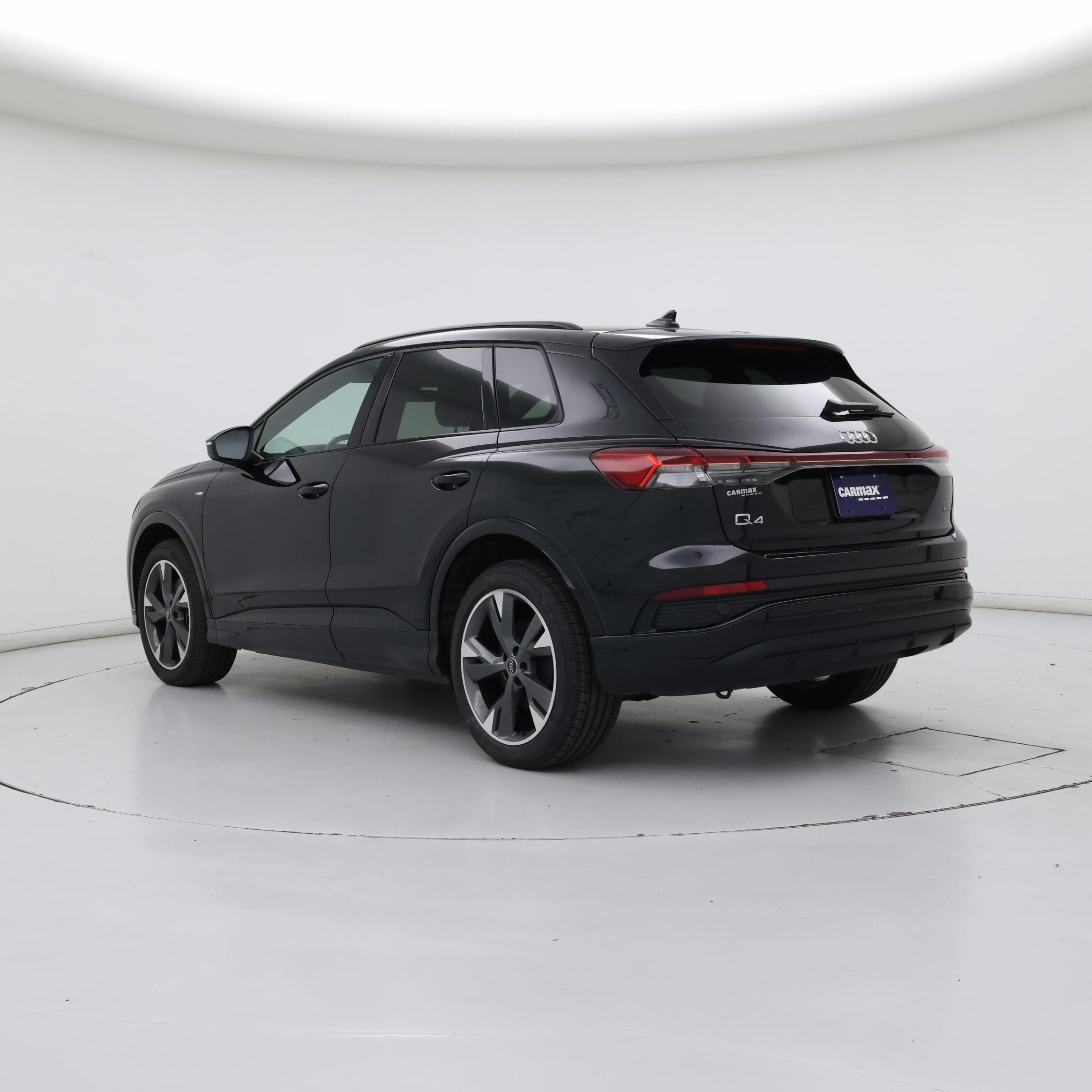 Thumbnail: 2023 Audi Q4 e-tron - 2