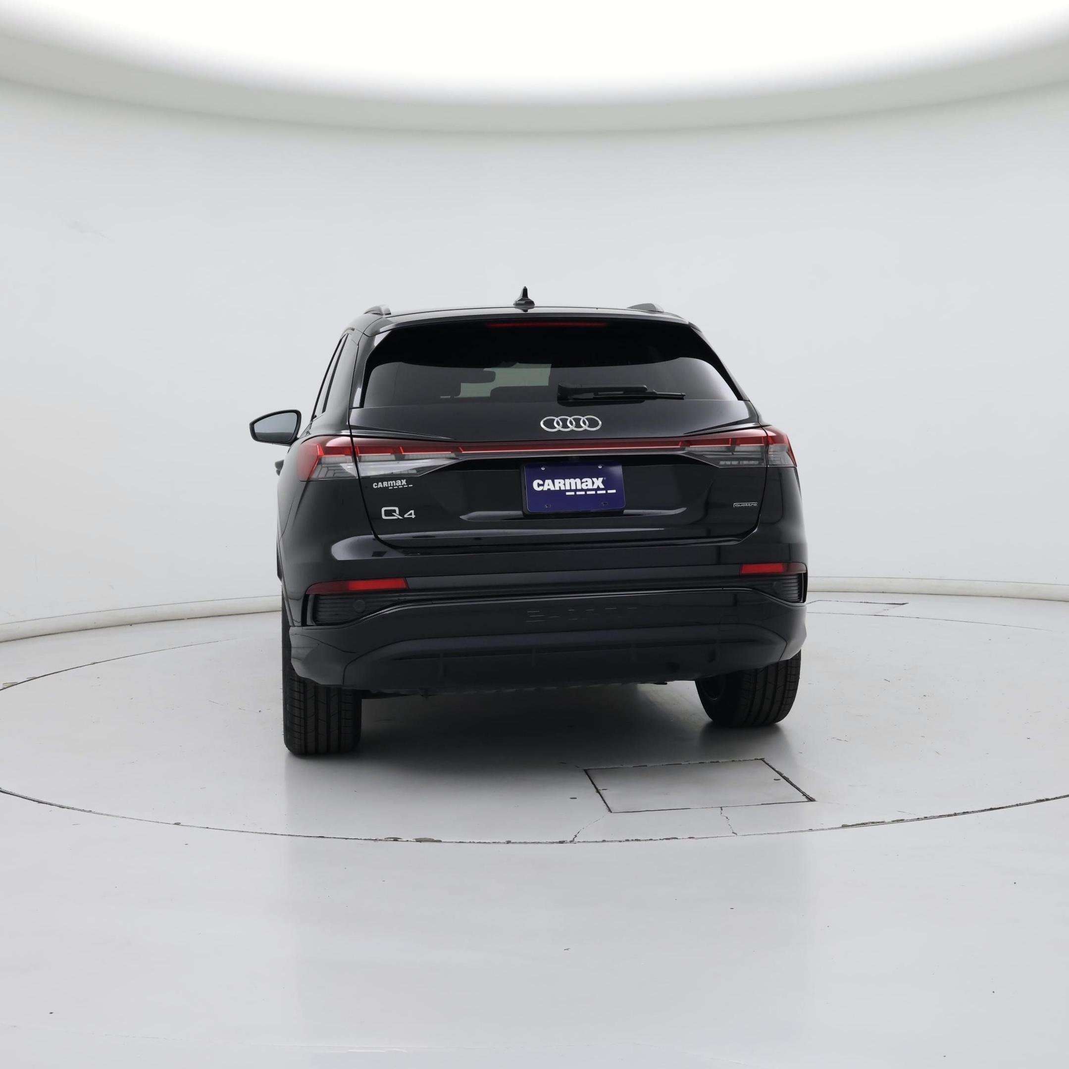 Thumbnail: 2023 Audi Q4 e-tron - 6