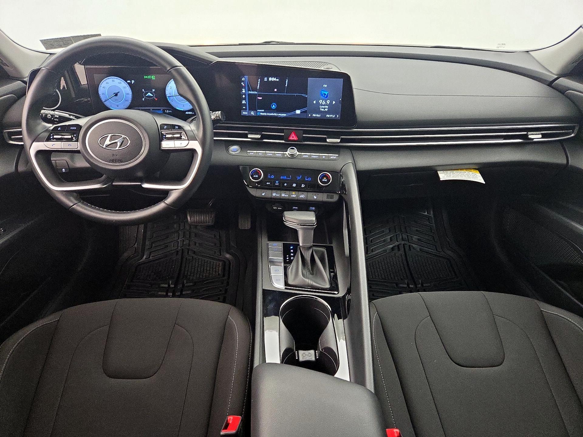 Thumbnail: 2023 Hyundai Elantra - 9