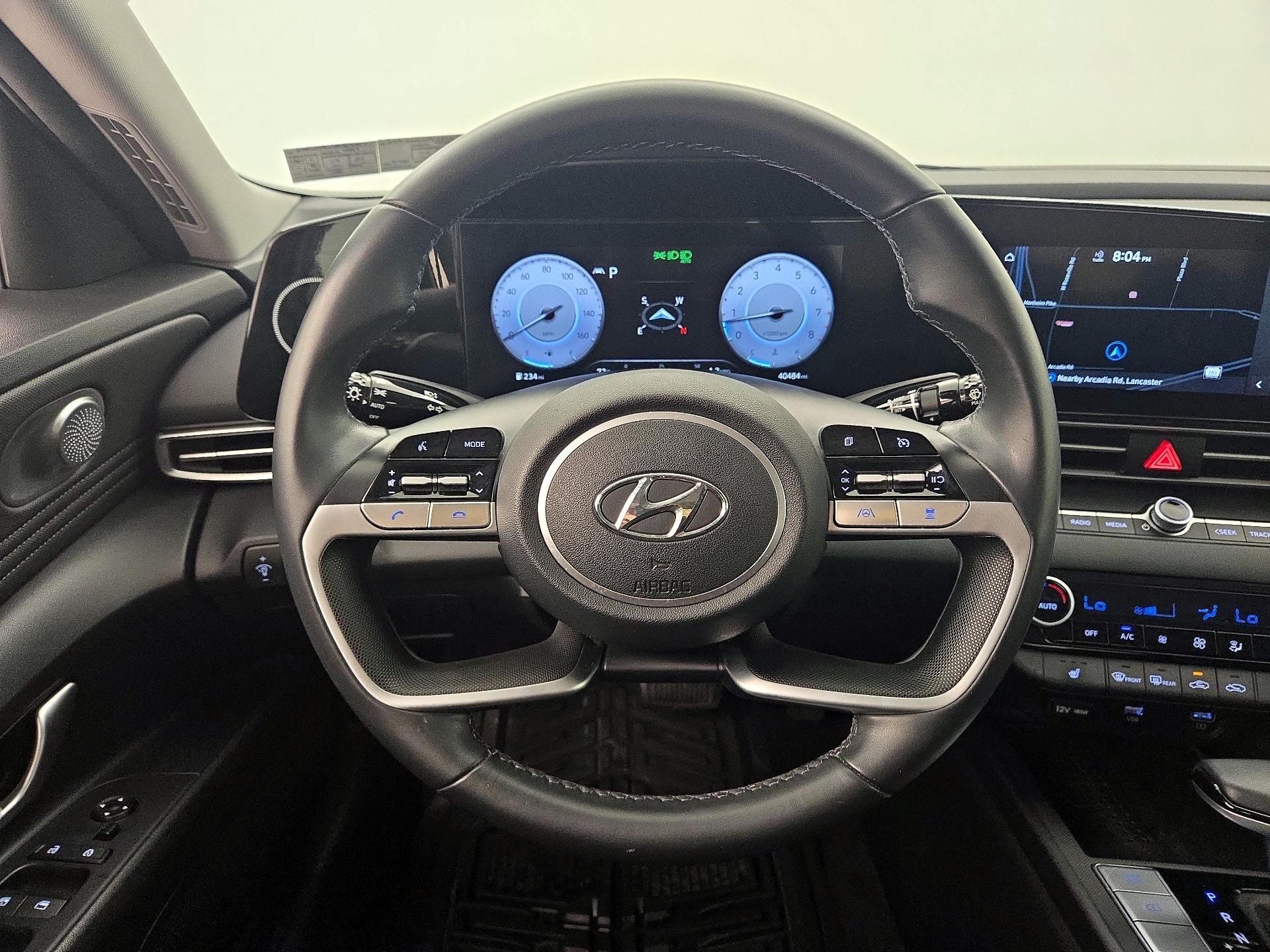 Thumbnail: 2023 Hyundai Elantra - 10