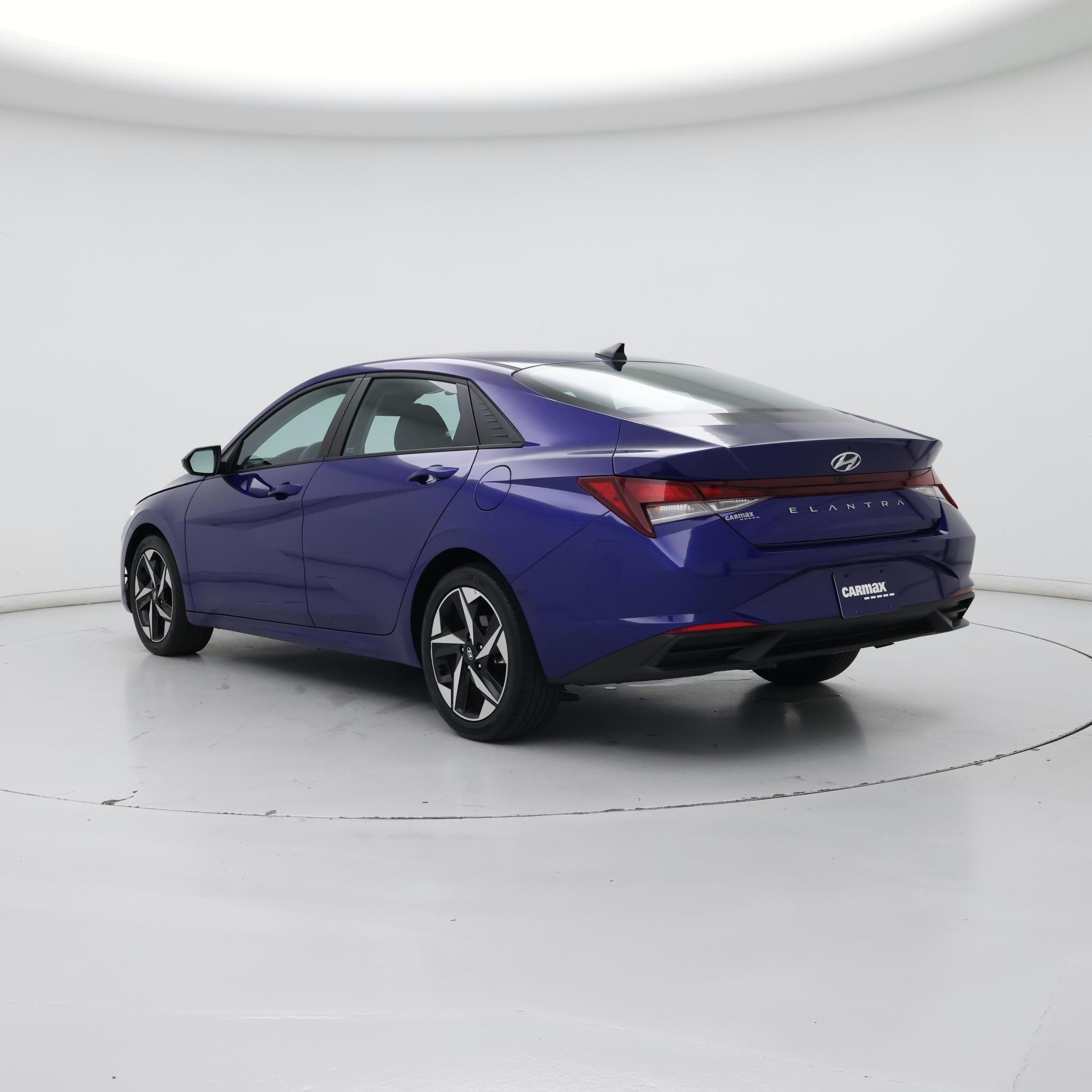 Thumbnail: 2023 Hyundai Elantra - 2