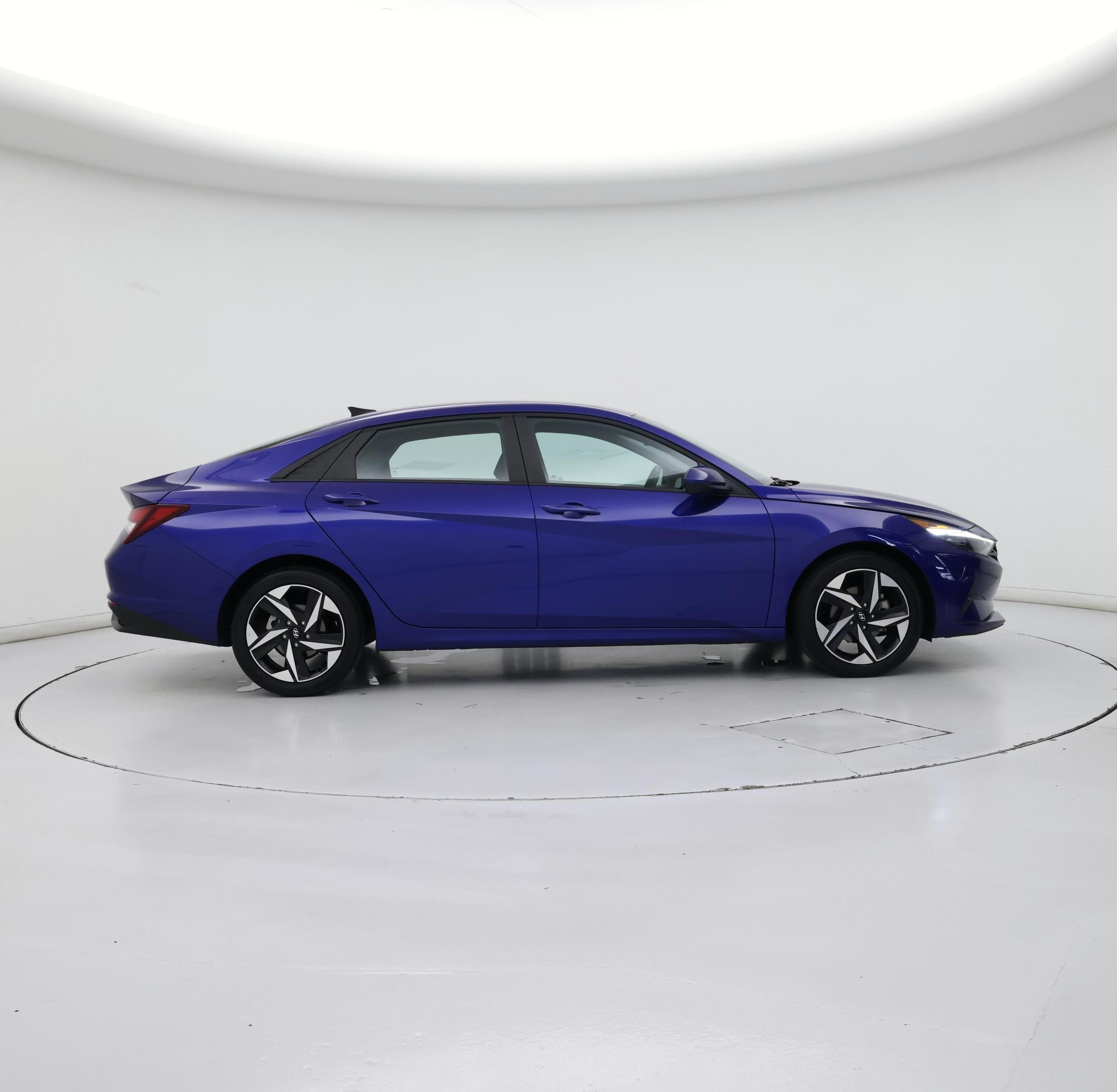 Thumbnail: 2023 Hyundai Elantra - 7