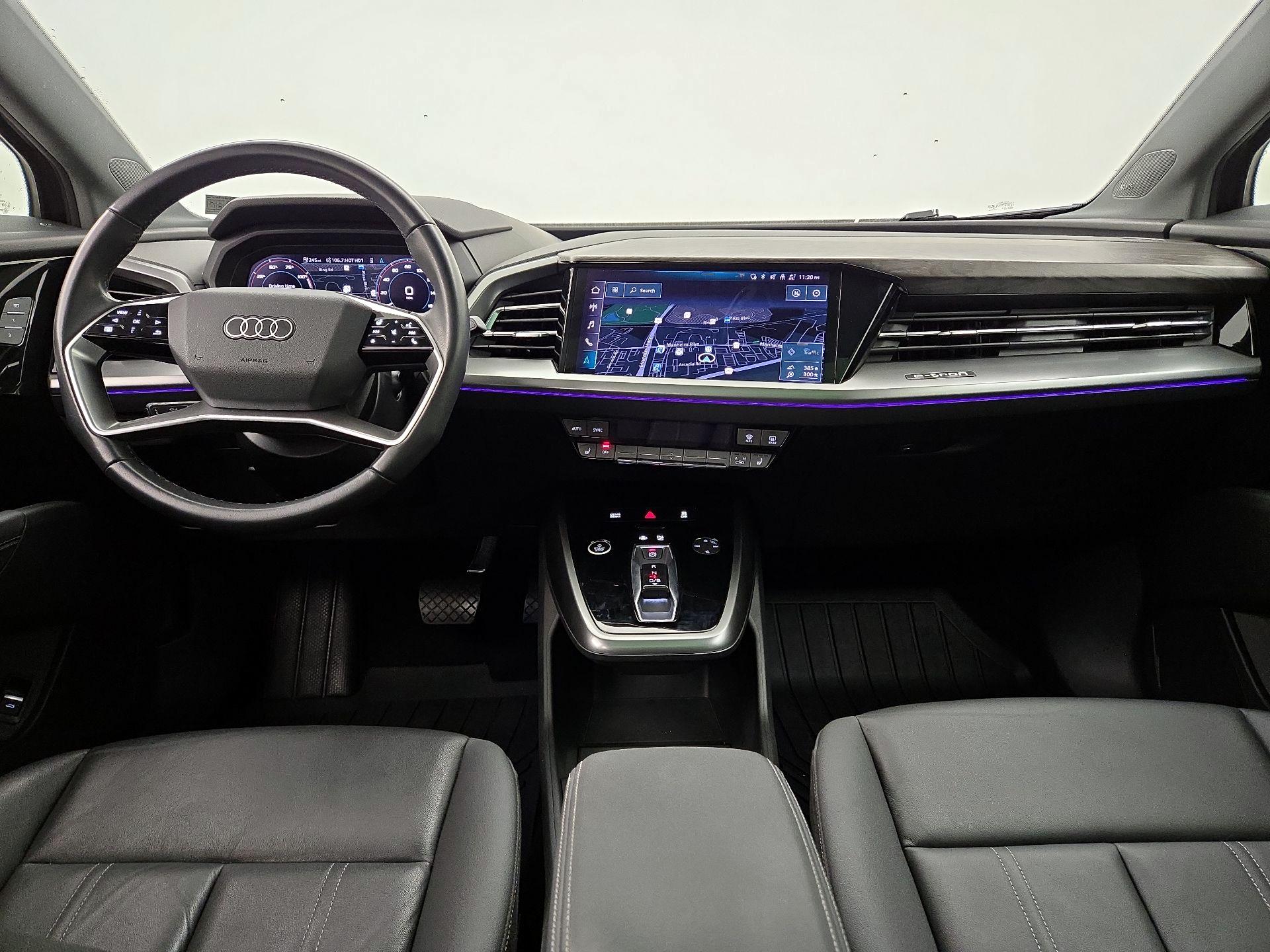 Thumbnail: 2023 Audi Q4 e-tron - 9