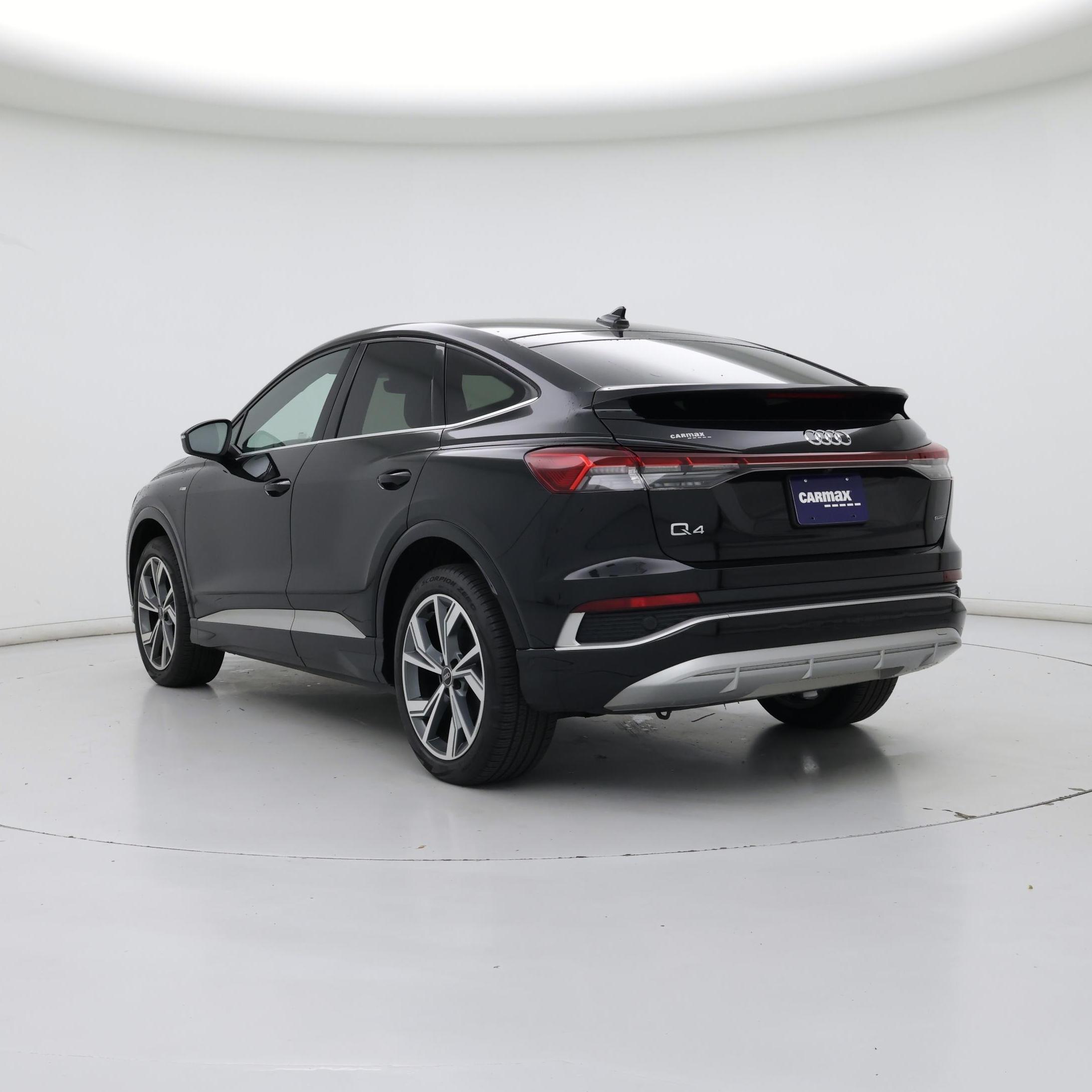 Thumbnail: 2023 Audi Q4 e-tron - 2