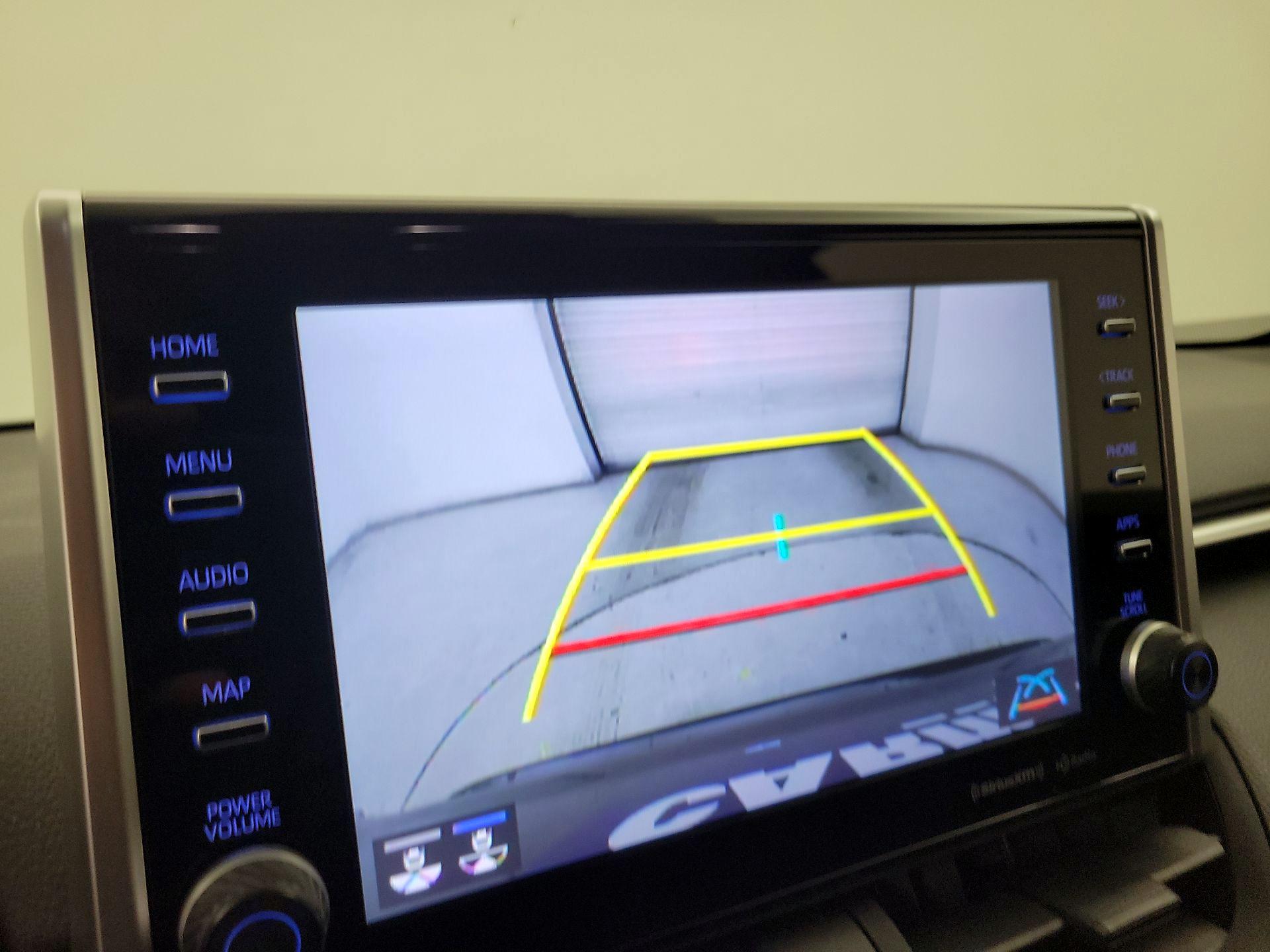 Thumbnail: 2022 Toyota RAV4 - 14