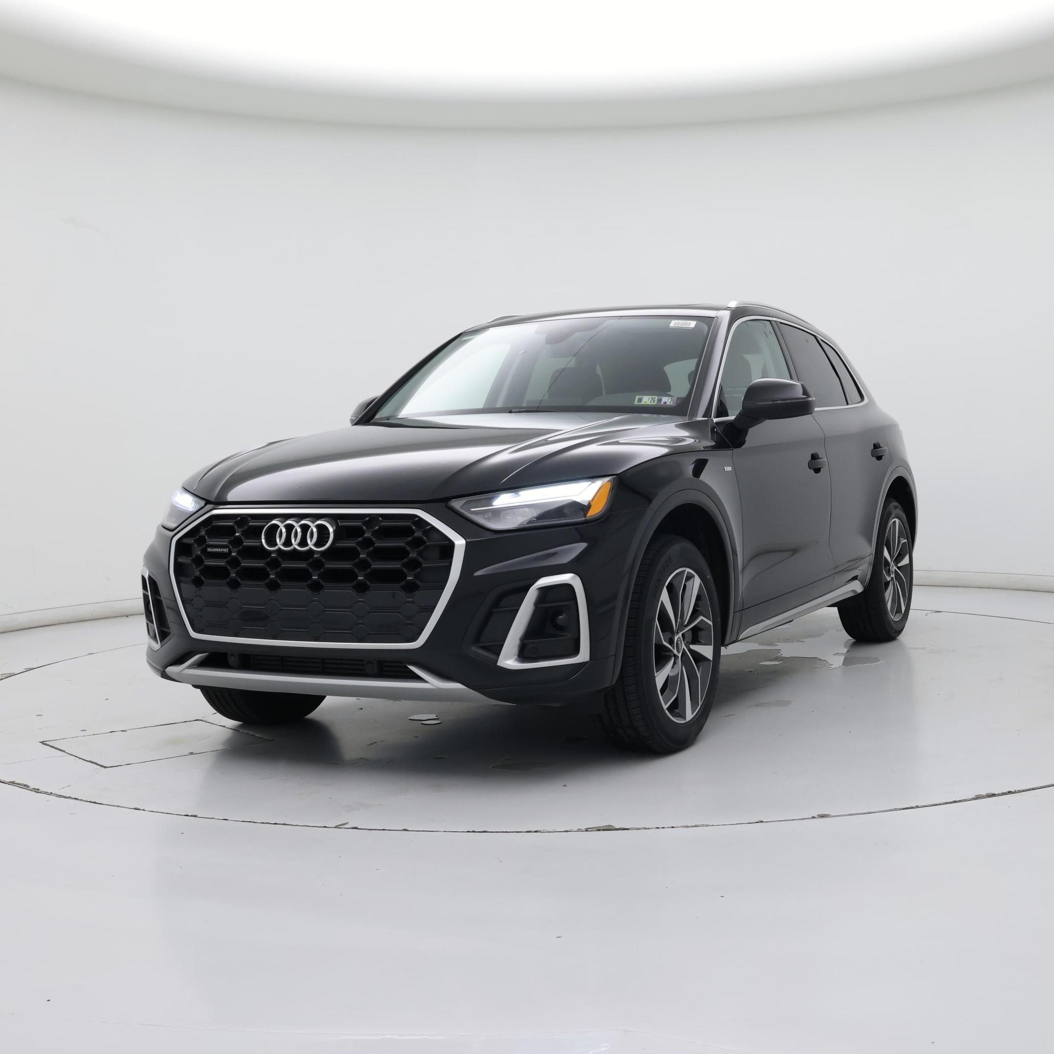 Thumbnail: 2023 Audi Q5 - 4