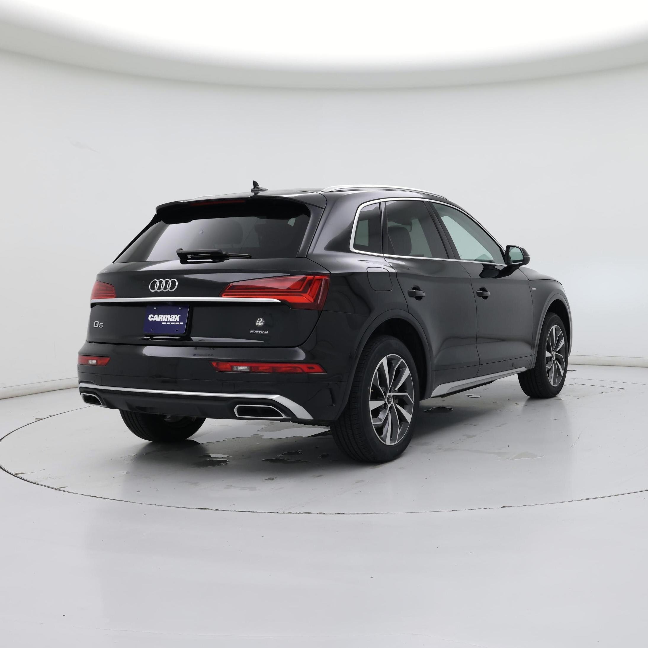 Thumbnail: 2023 Audi Q5 - 8