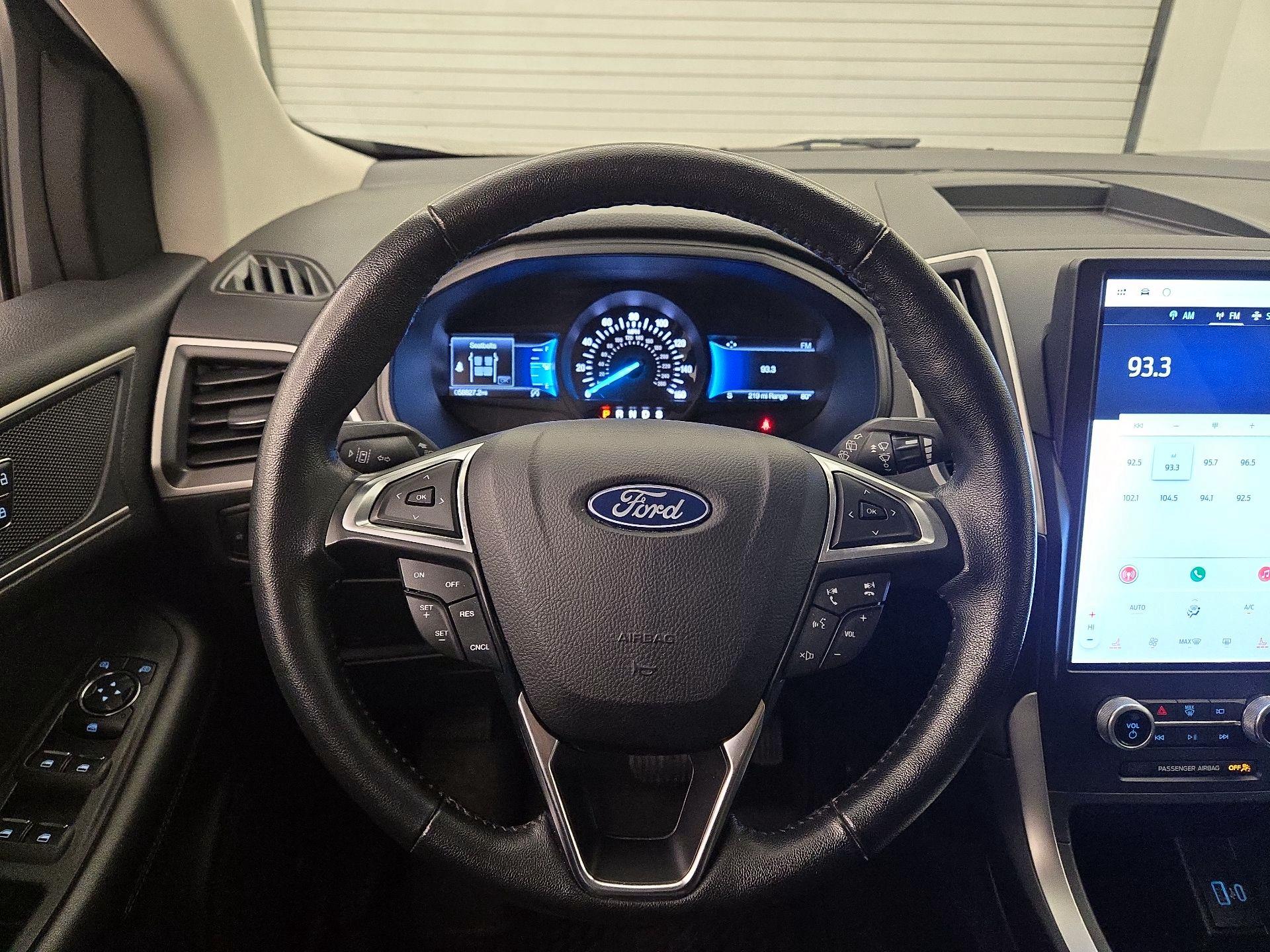 Thumbnail: 2023 Ford Edge - 10
