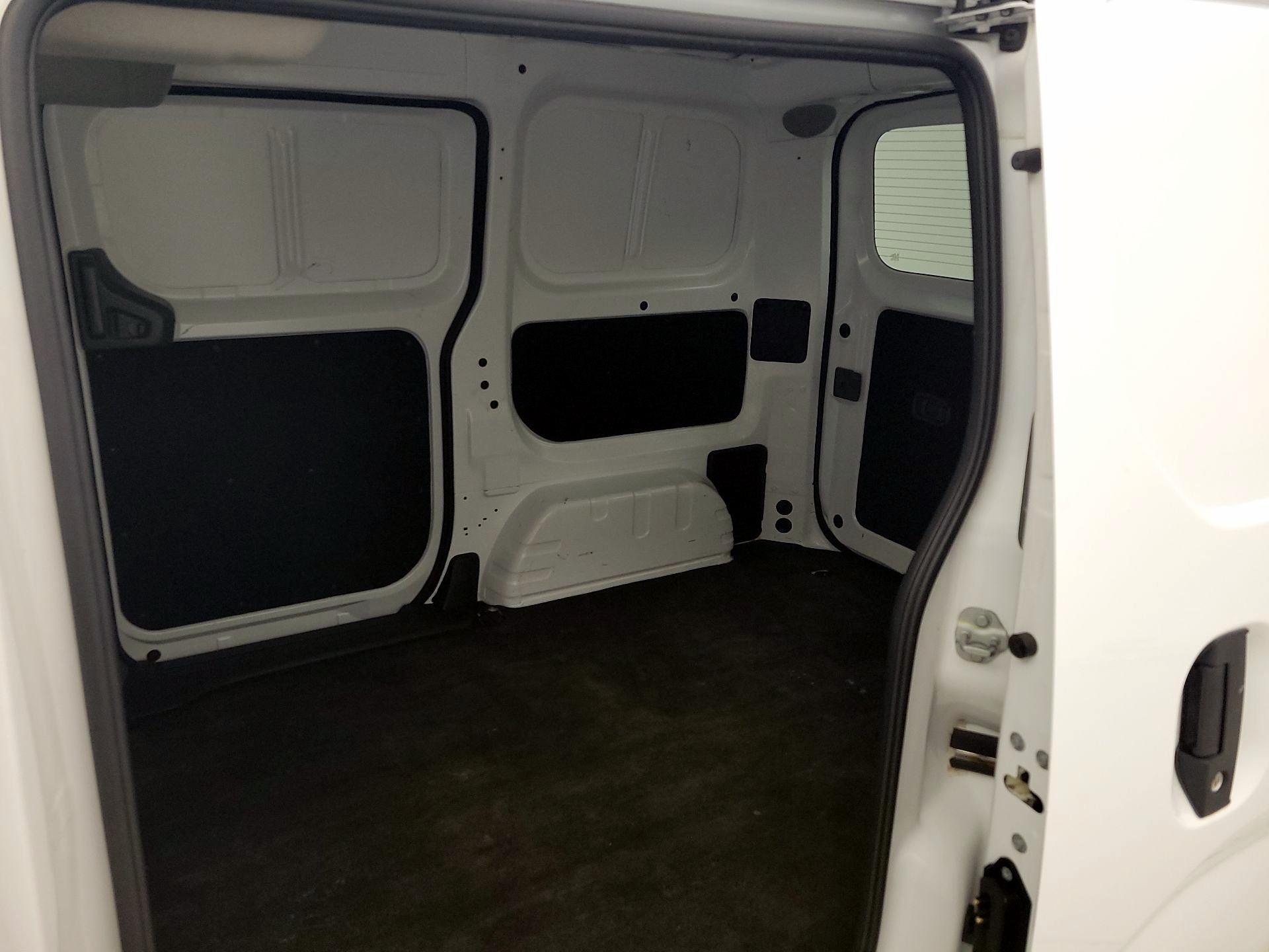 Thumbnail: 2019 Nissan NV200 - 19