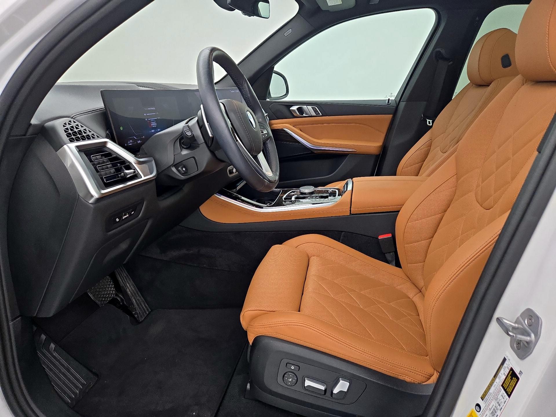 Thumbnail: 2024 BMW X5 - 11