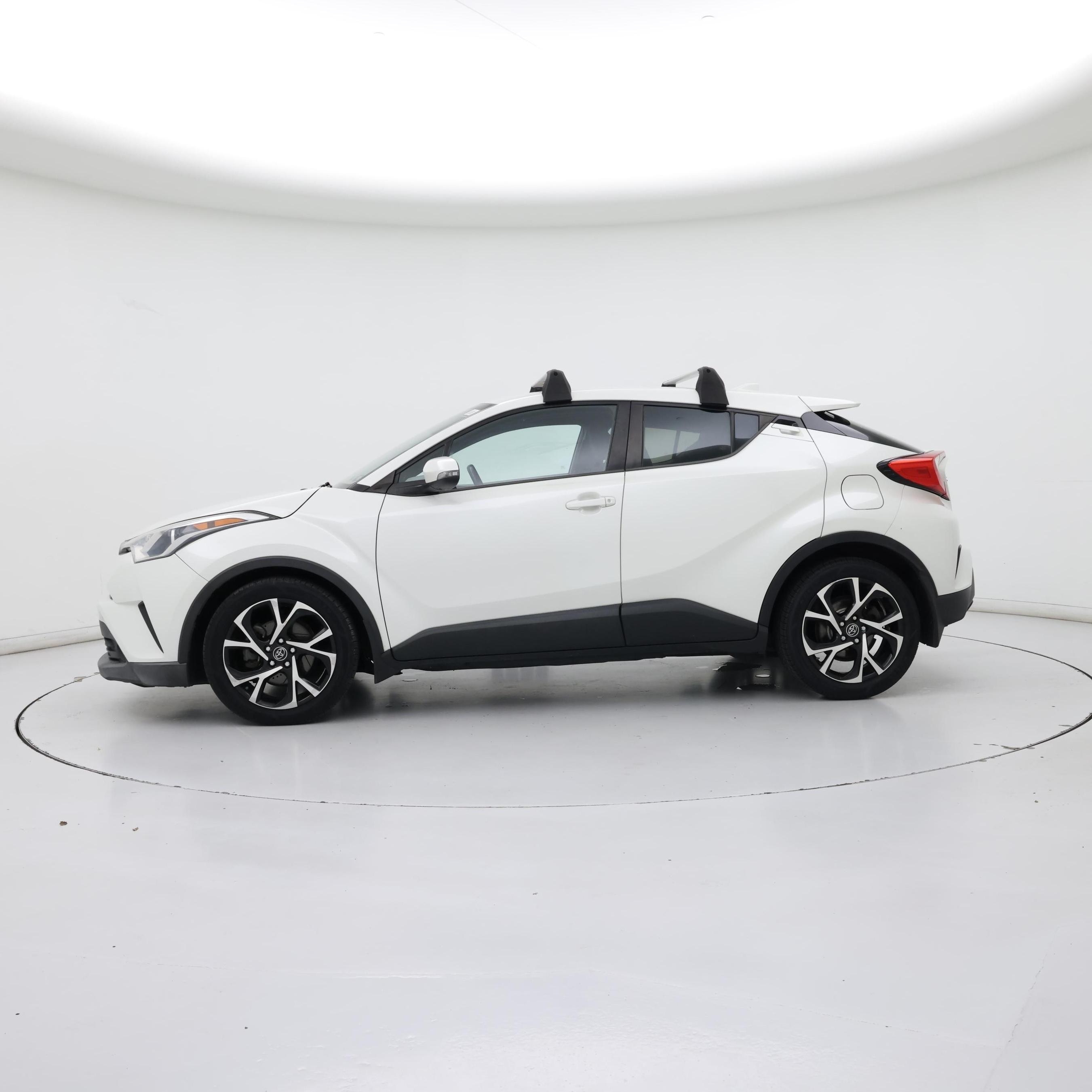 Thumbnail: 2018 Toyota C-HR - 3