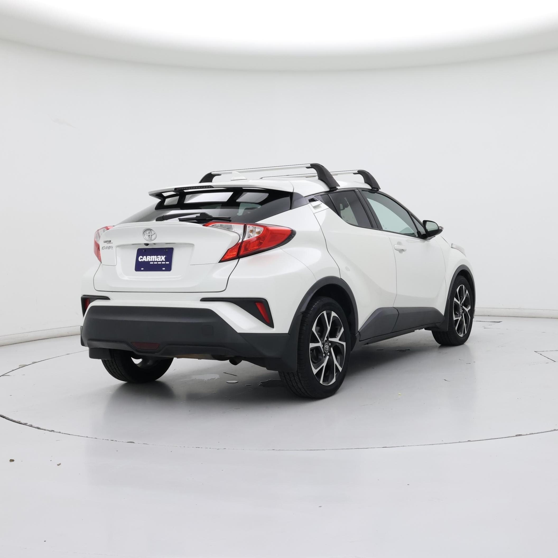 Thumbnail: 2018 Toyota C-HR - 8