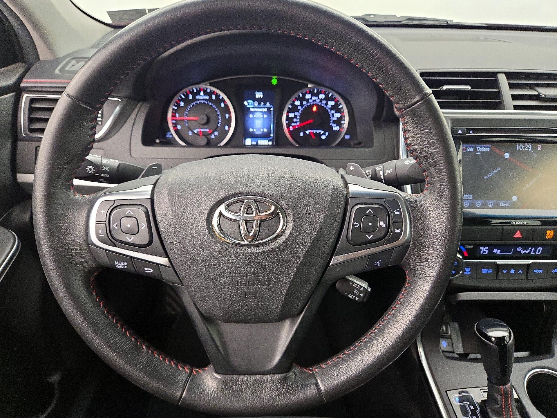 Thumbnail: 2017 Toyota Camry - 10