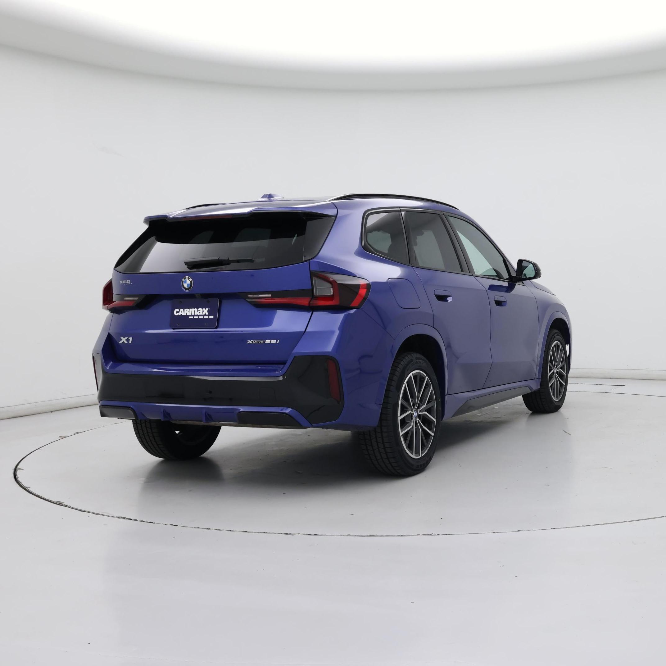 Thumbnail: 2023 BMW X1 - 8