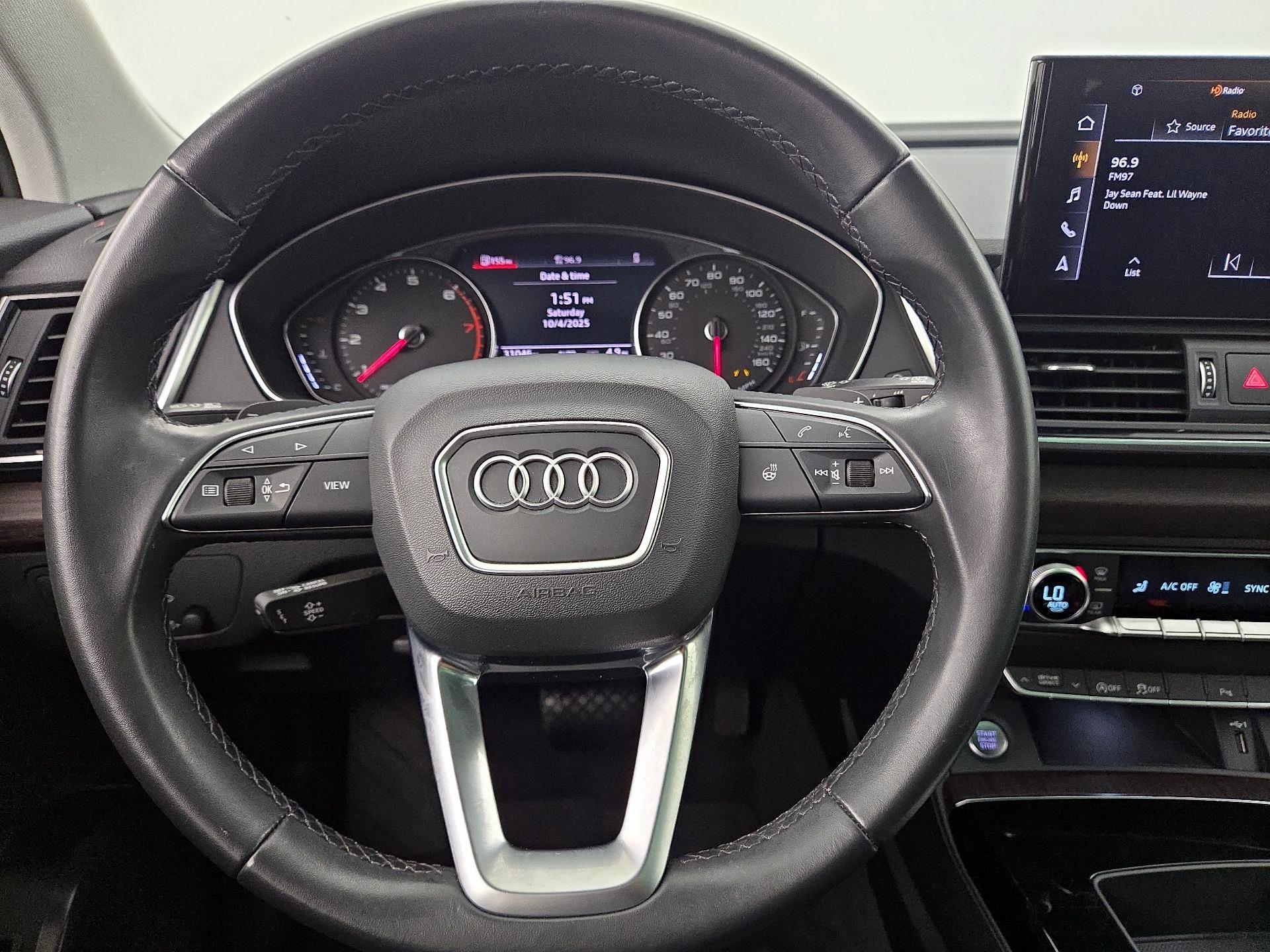 Thumbnail: 2022 Audi Q5 - 10