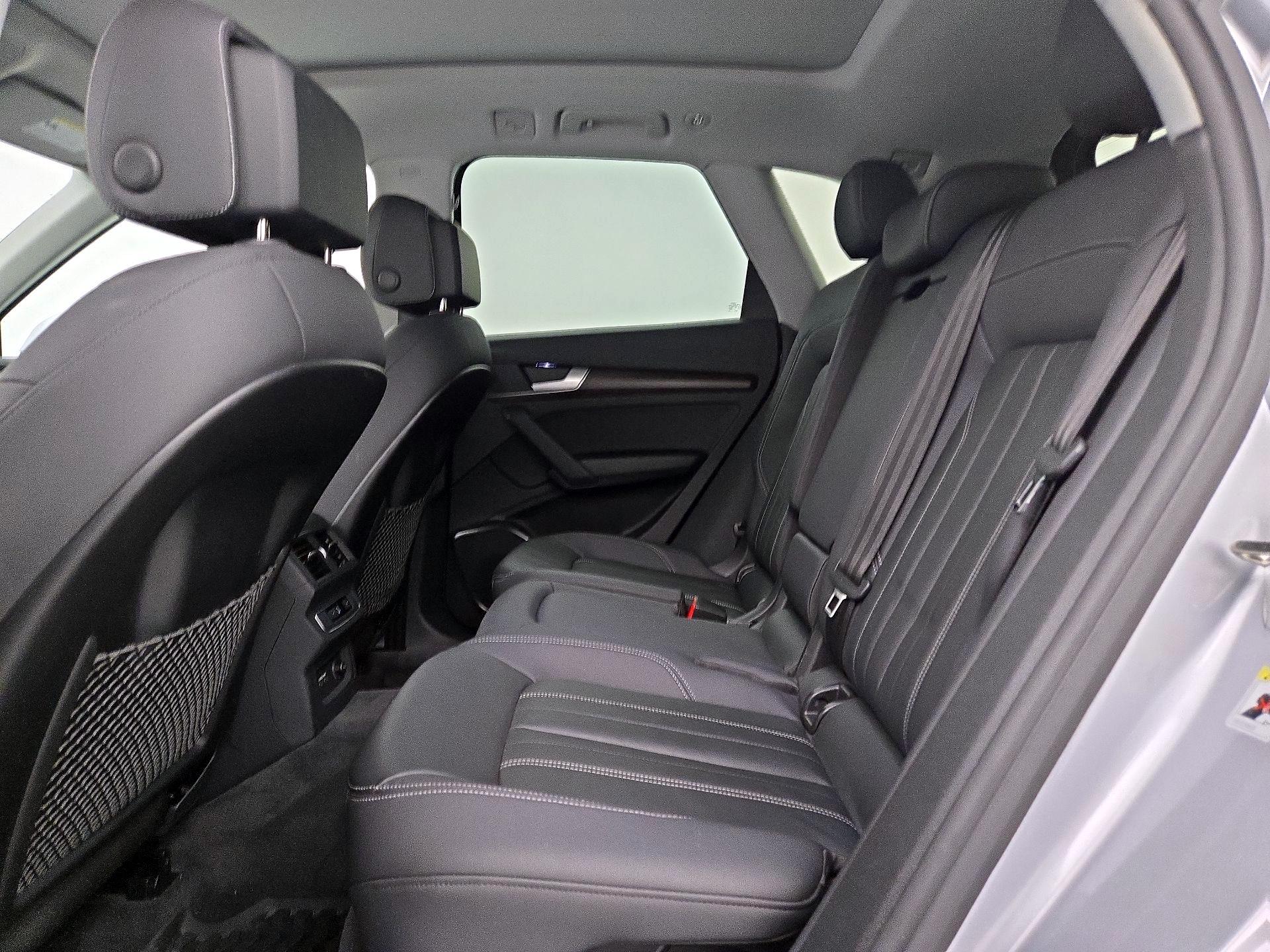 Thumbnail: 2022 Audi Q5 - 20